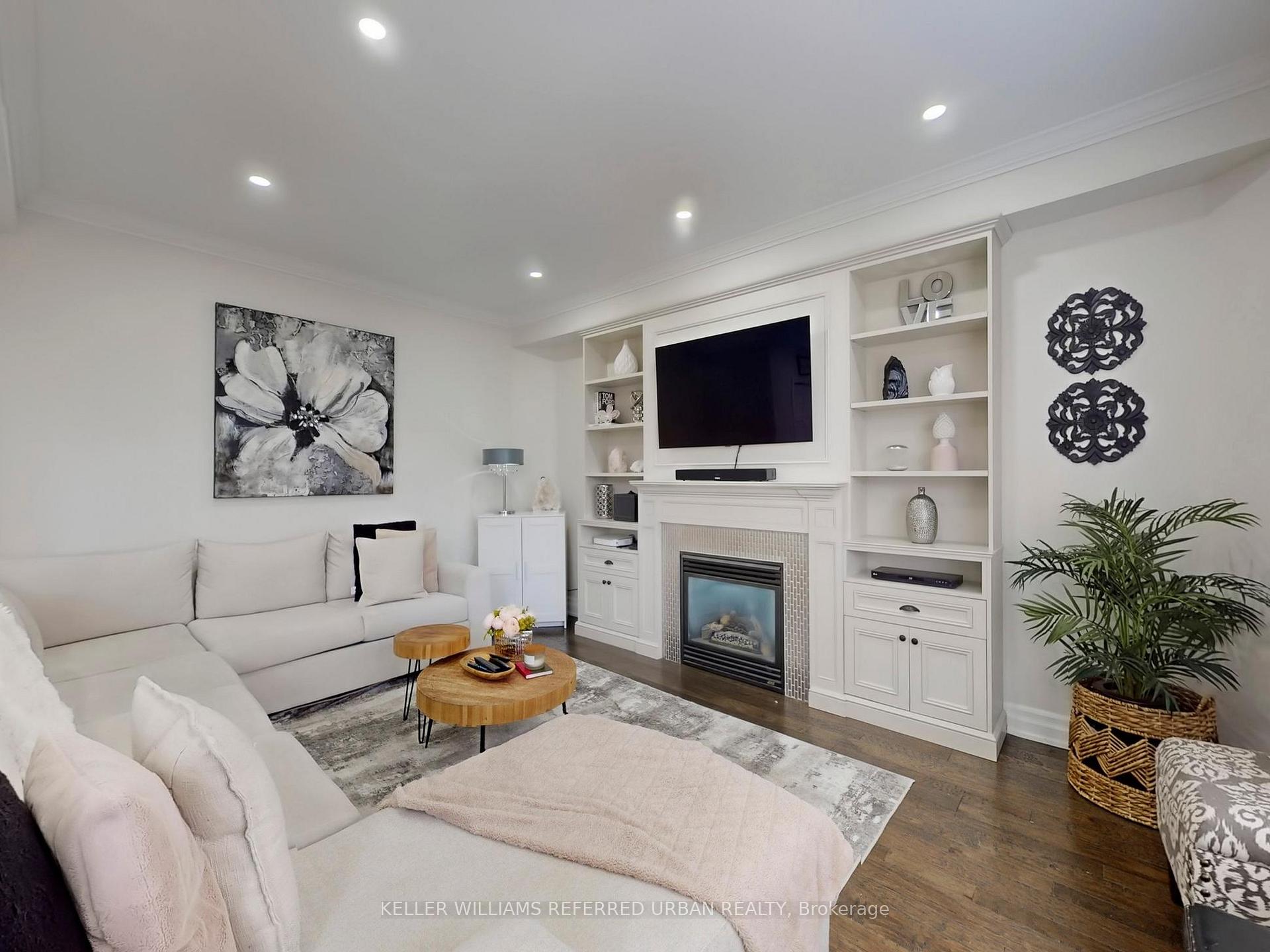 Photo 7 of 208 Maria Antonia Road, Vaughan, Vellore Village — HOMEH