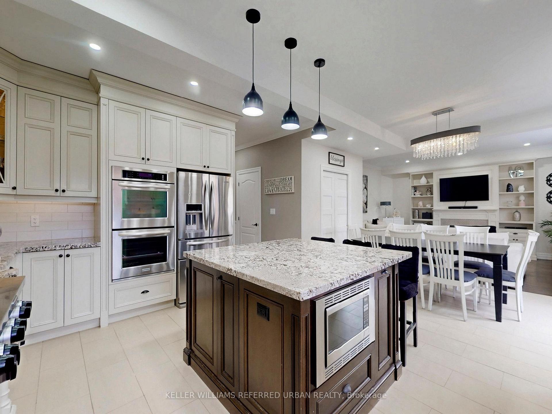 Photo 12 of 208 Maria Antonia Road, Vaughan, Vellore Village — HOMEH