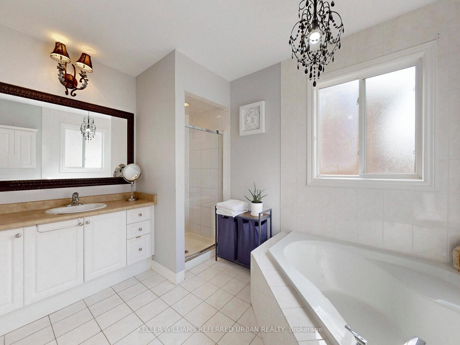 Photo 24 of 208 Maria Antonia Road, Vaughan, Vellore Village — HOMEH