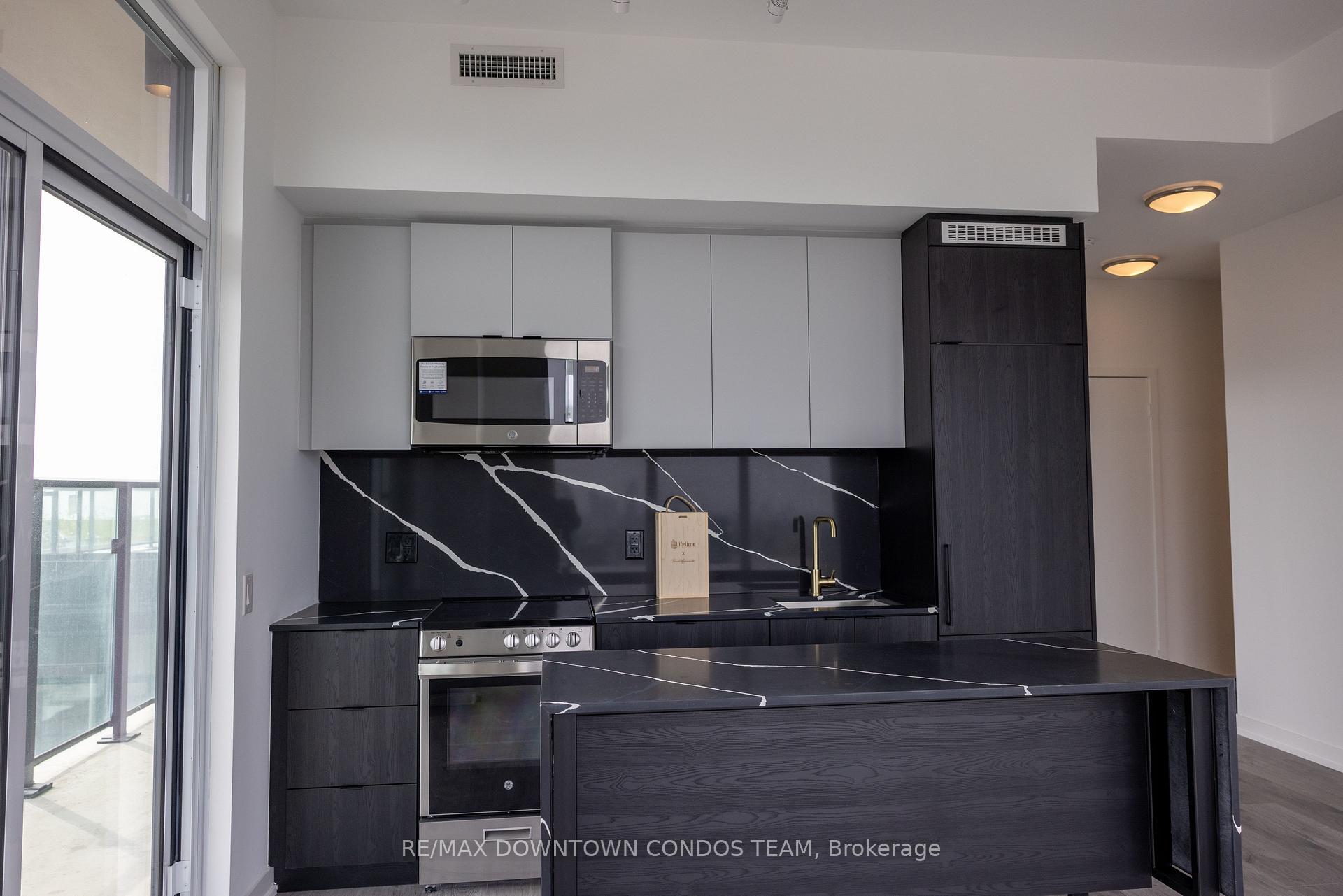 Photo 13 of Unit 1410, 285 Dufferin Street, Toronto, South Parkdale — HOMEH