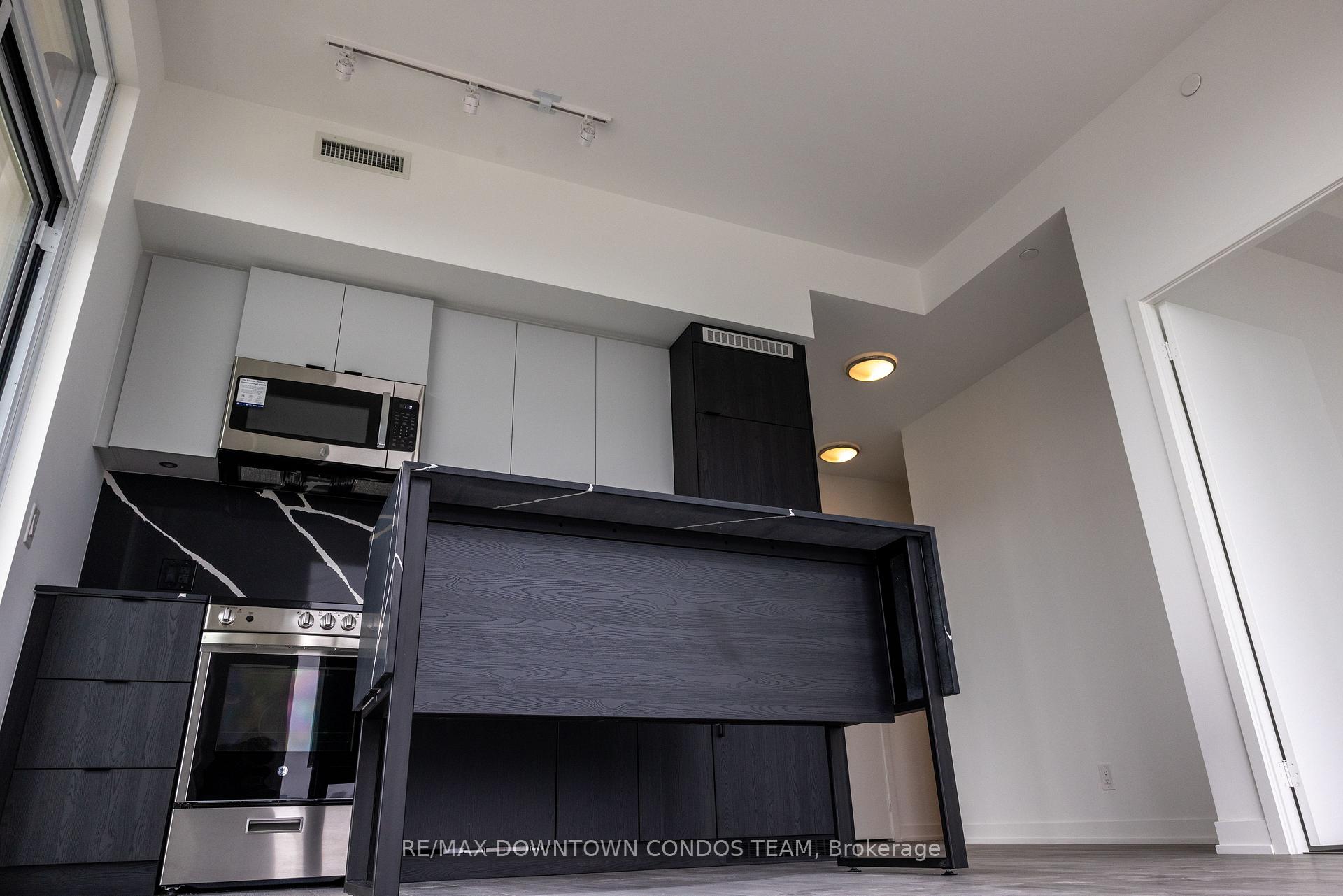 Photo 15 of Unit 1410, 285 Dufferin Street, Toronto, South Parkdale — HOMEH