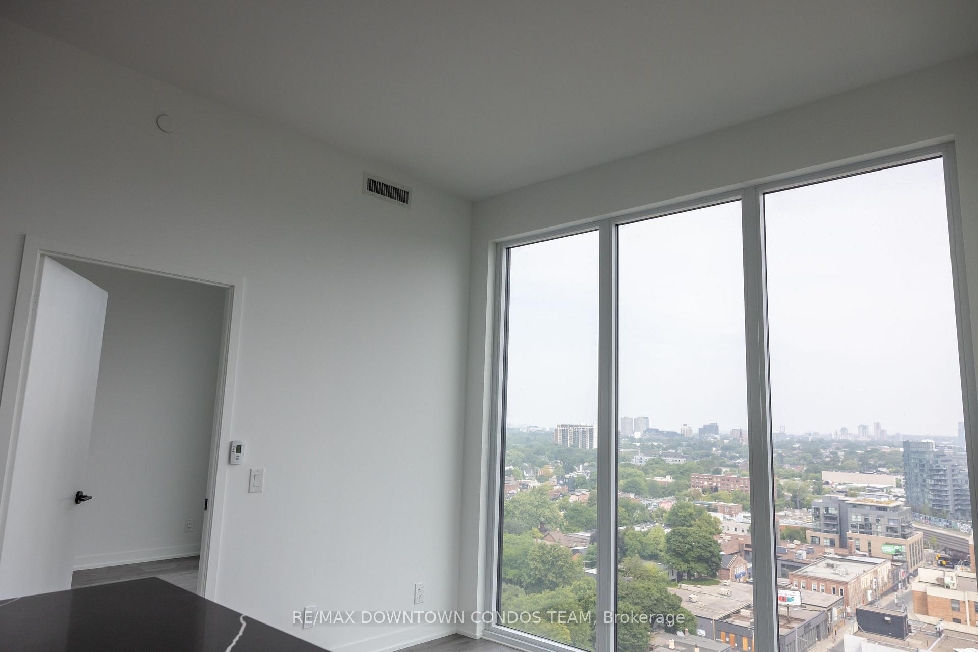 Photo 20 of Unit 1410, 285 Dufferin Street, Toronto, South Parkdale — HOMEH