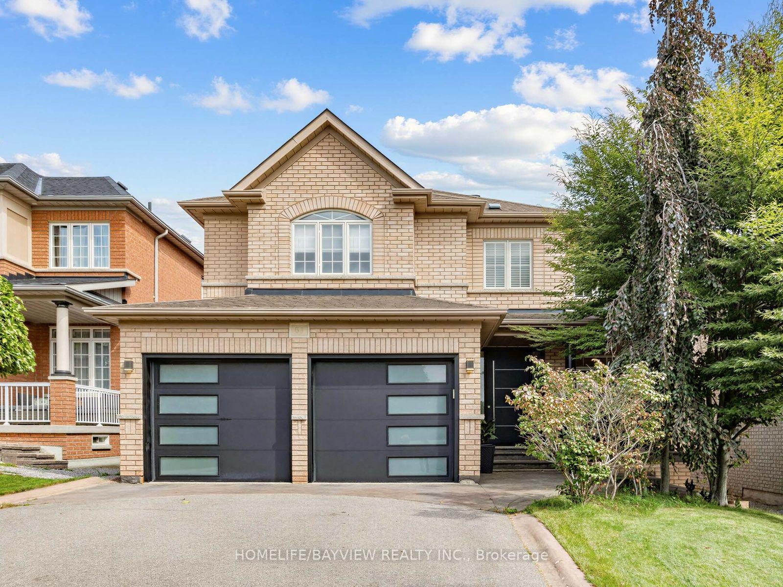 Photo 1 of 61 Wolf Trail Crescent, Richmond Hill, Jefferson — HOMEH