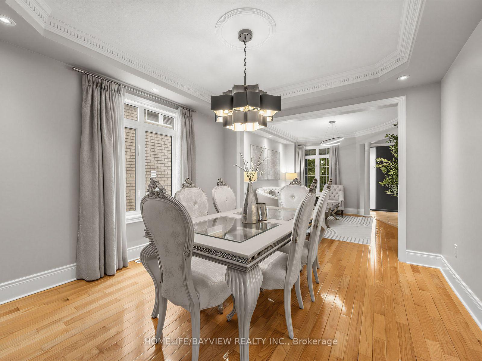 Photo 9 of 61 Wolf Trail Crescent, Richmond Hill, Jefferson — HOMEH