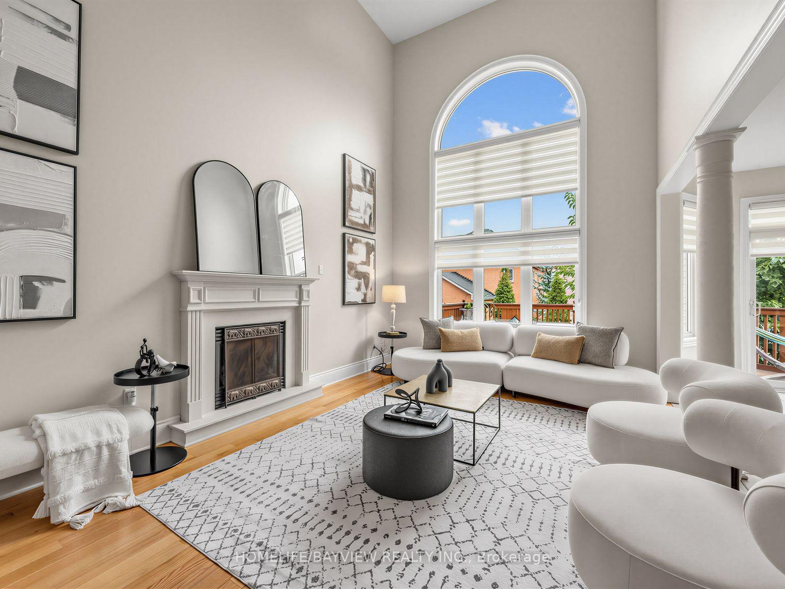 Photo 11 of 61 Wolf Trail Crescent, Richmond Hill, Jefferson — HOMEH