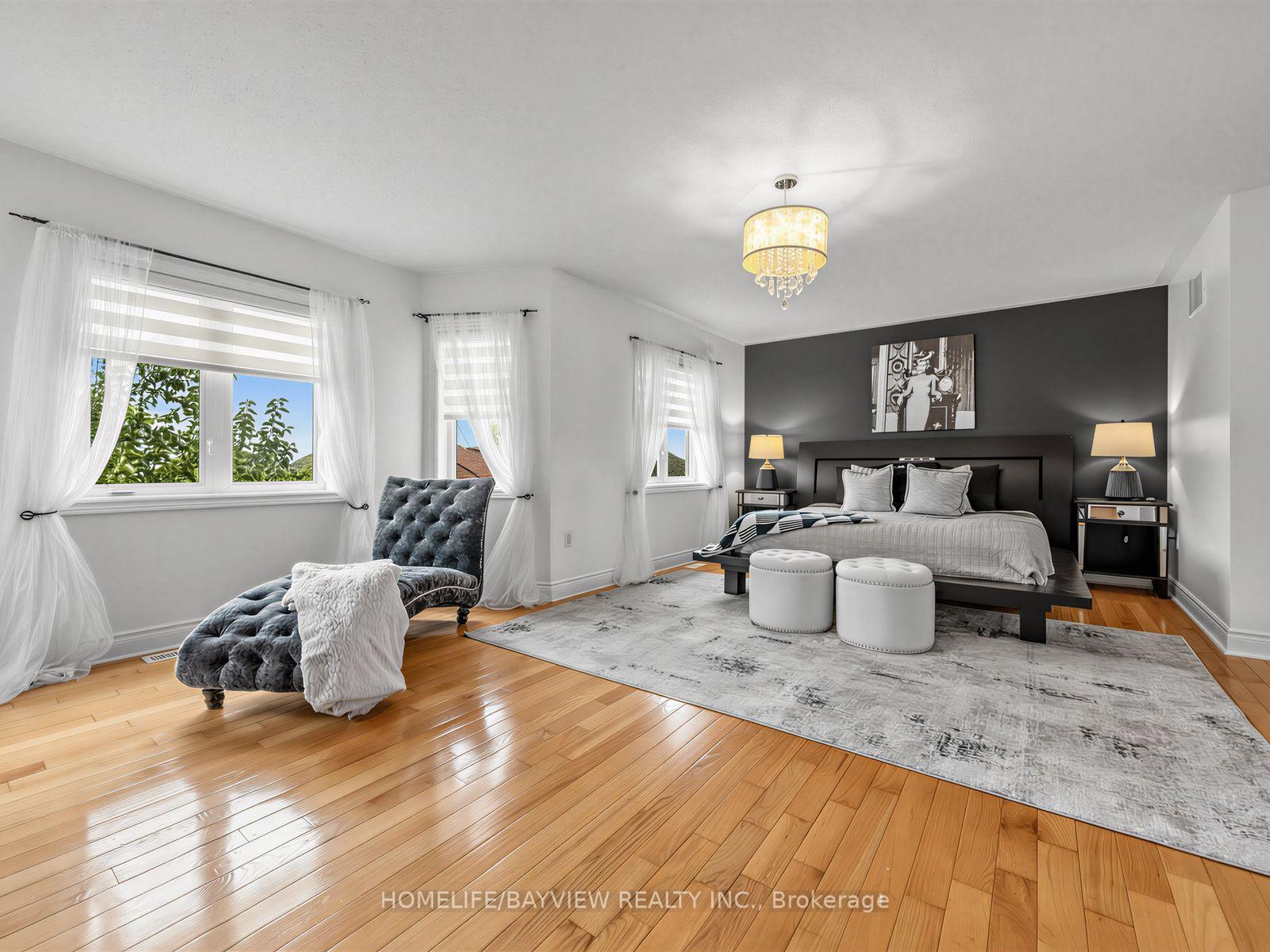 Photo 22 of 61 Wolf Trail Crescent, Richmond Hill, Jefferson — HOMEH