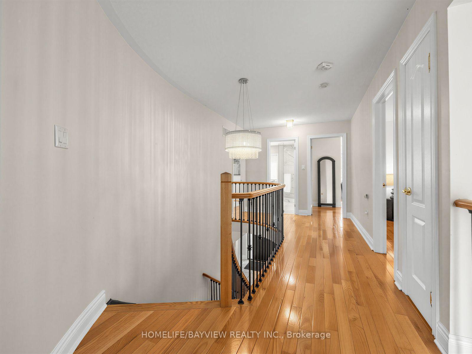 Photo 26 of 61 Wolf Trail Crescent, Richmond Hill, Jefferson — HOMEH