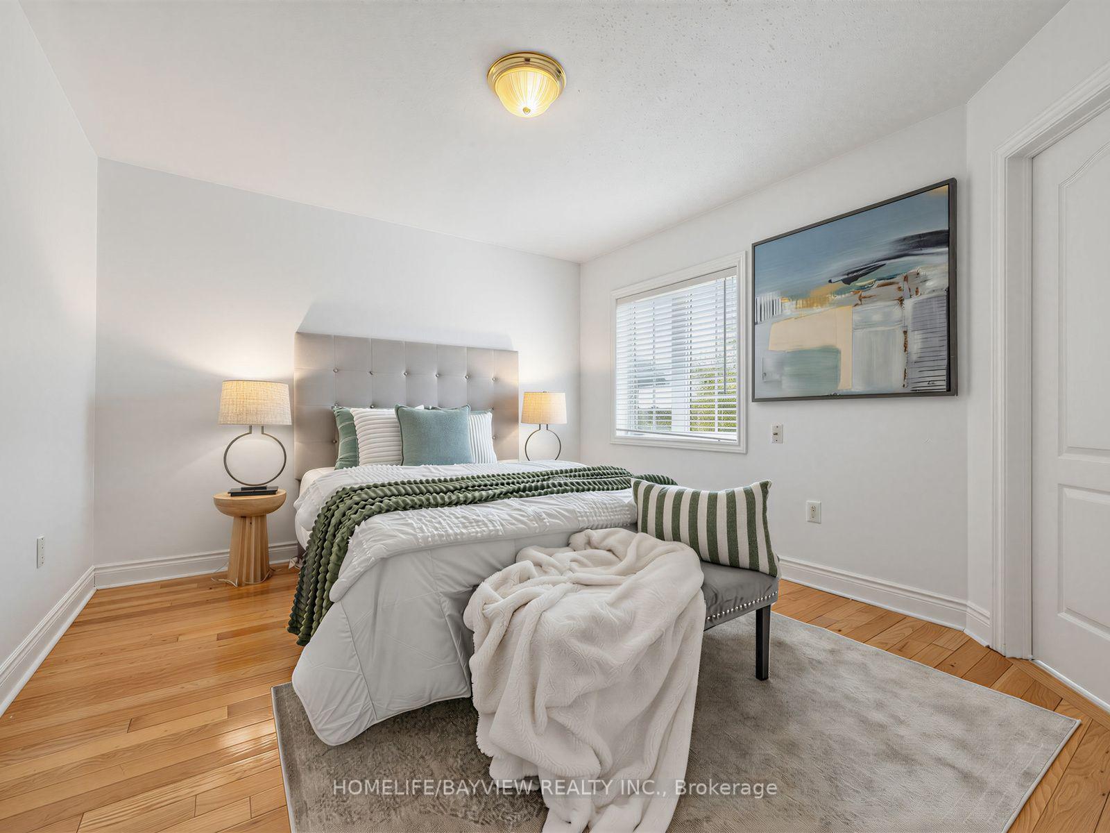 Photo 30 of 61 Wolf Trail Crescent, Richmond Hill, Jefferson — HOMEH