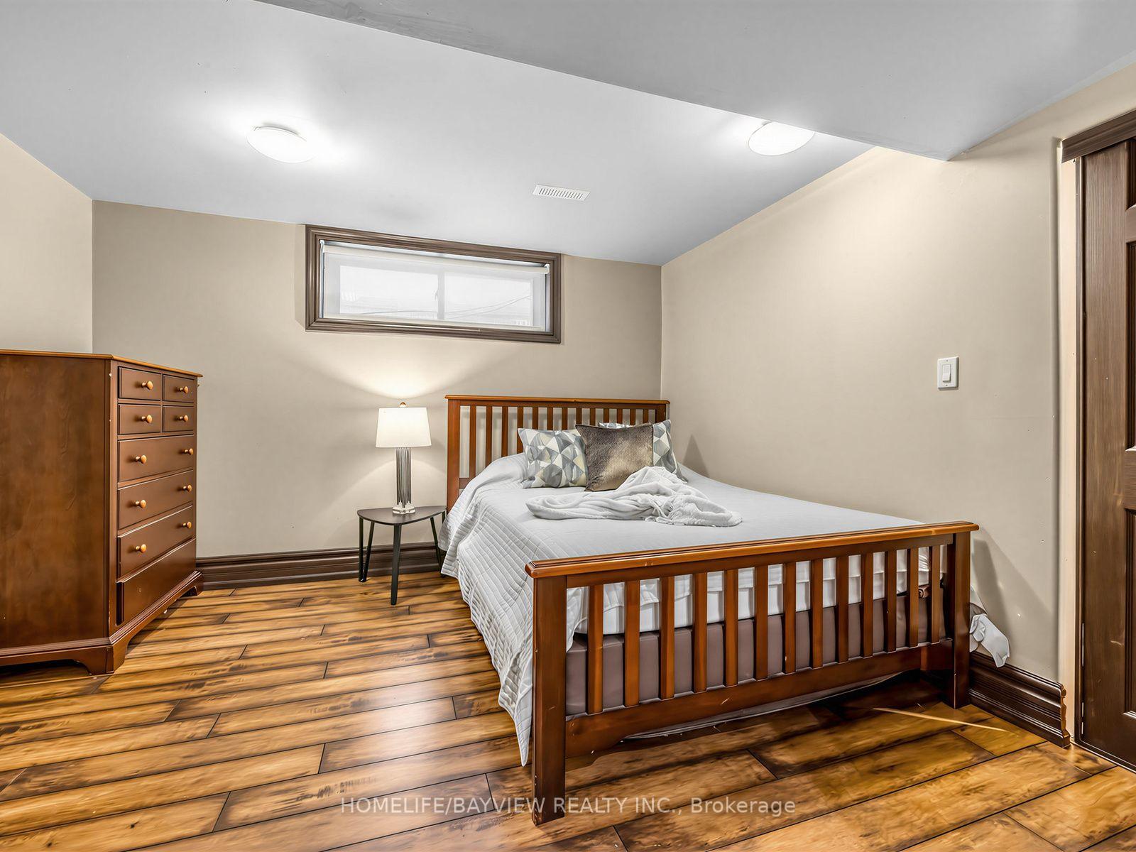 Photo 31 of 61 Wolf Trail Crescent, Richmond Hill, Jefferson — HOMEH