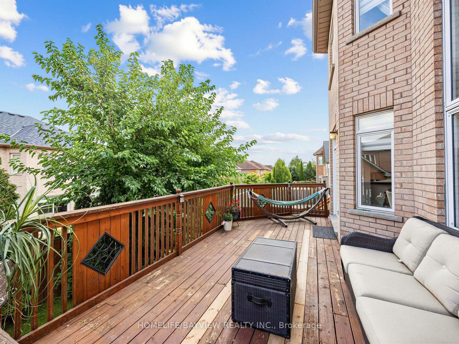 Photo 41 of 61 Wolf Trail Crescent, Richmond Hill, Jefferson — HOMEH