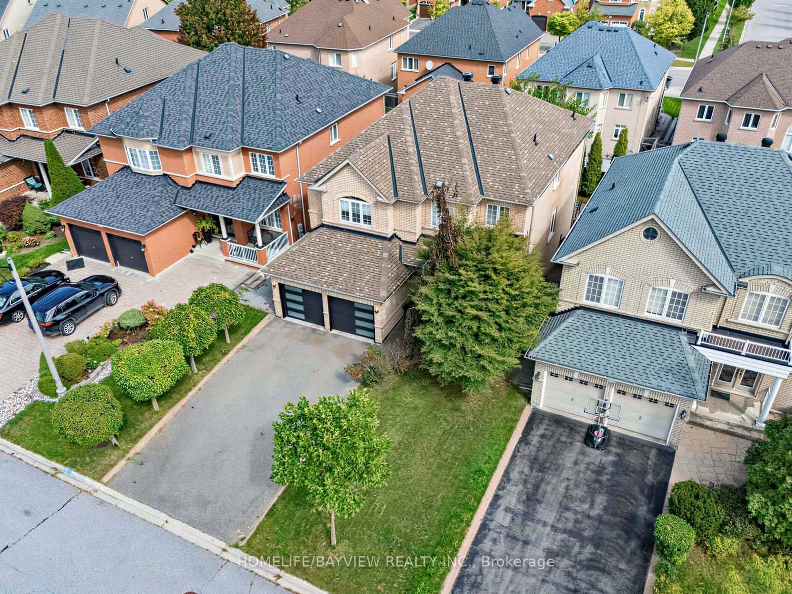 Photo 48 of 61 Wolf Trail Crescent, Richmond Hill, Jefferson — HOMEH