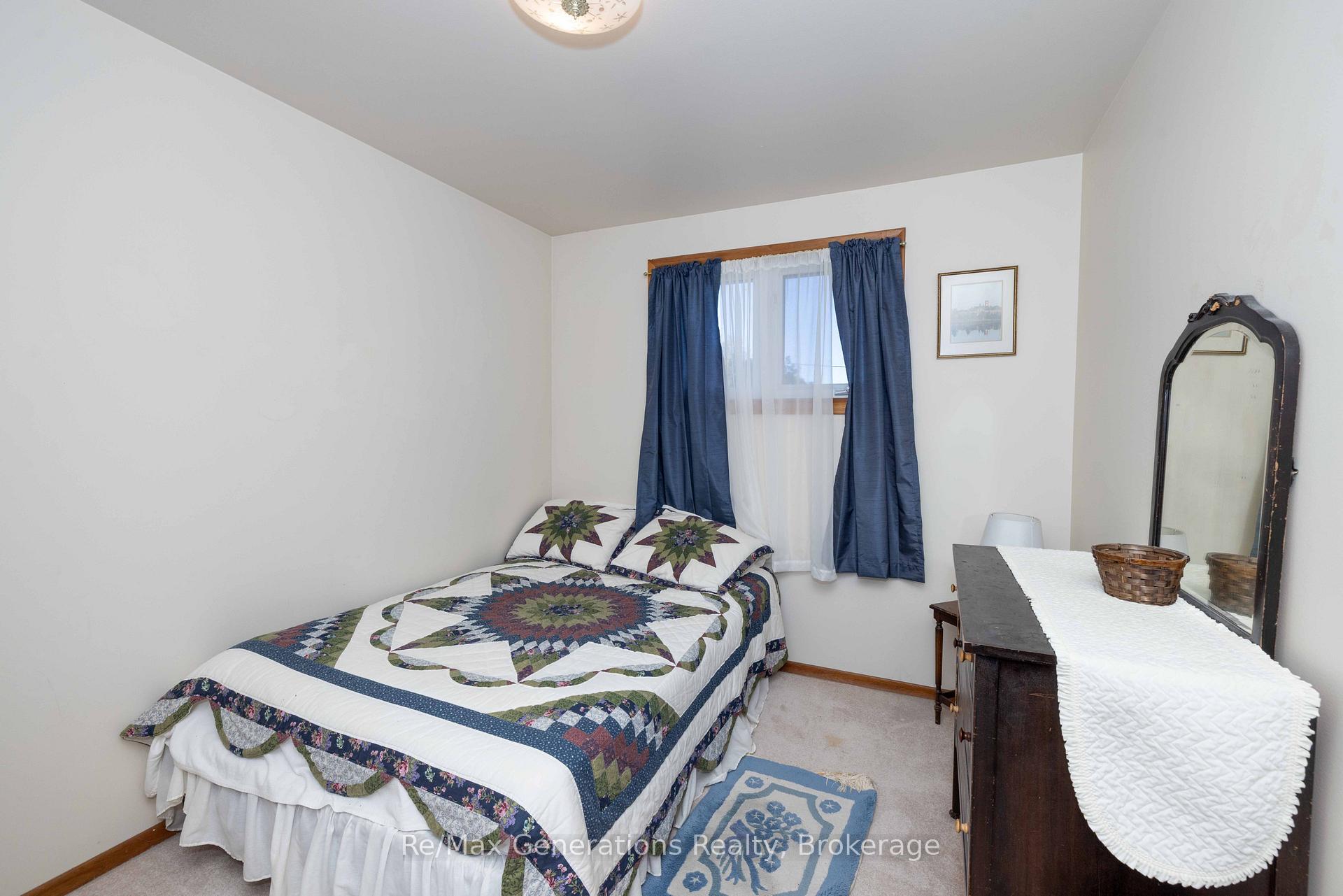 Photo 15 of 235 Maple Avenue, Thunder Bay, Forest Park — HOMEH