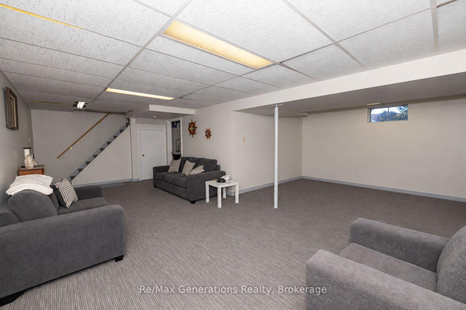 Photo 22 of 235 Maple Avenue, Thunder Bay, Forest Park — HOMEH