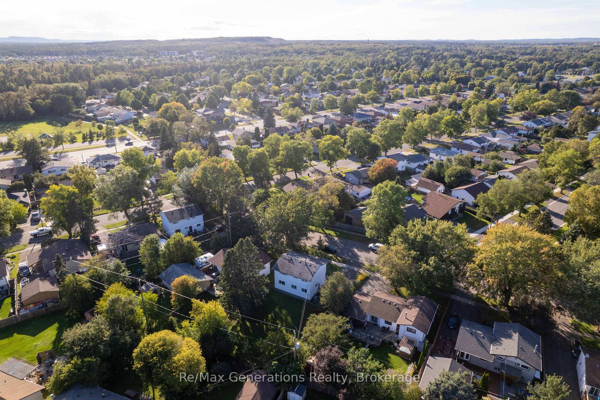 Photo 27 of 235 Maple Avenue, Thunder Bay, Forest Park — HOMEH