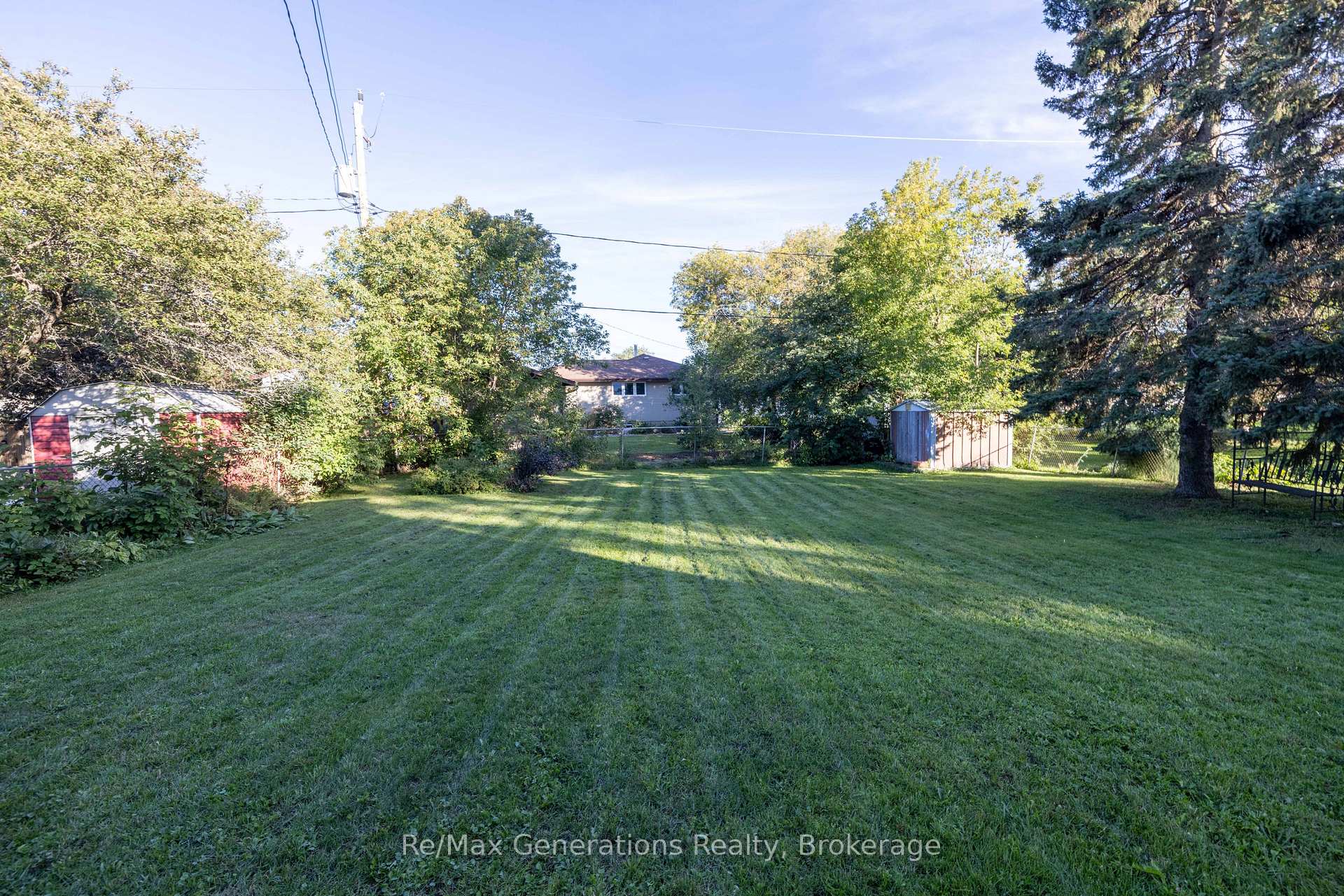 Photo 31 of 235 Maple Avenue, Thunder Bay, Forest Park — HOMEH