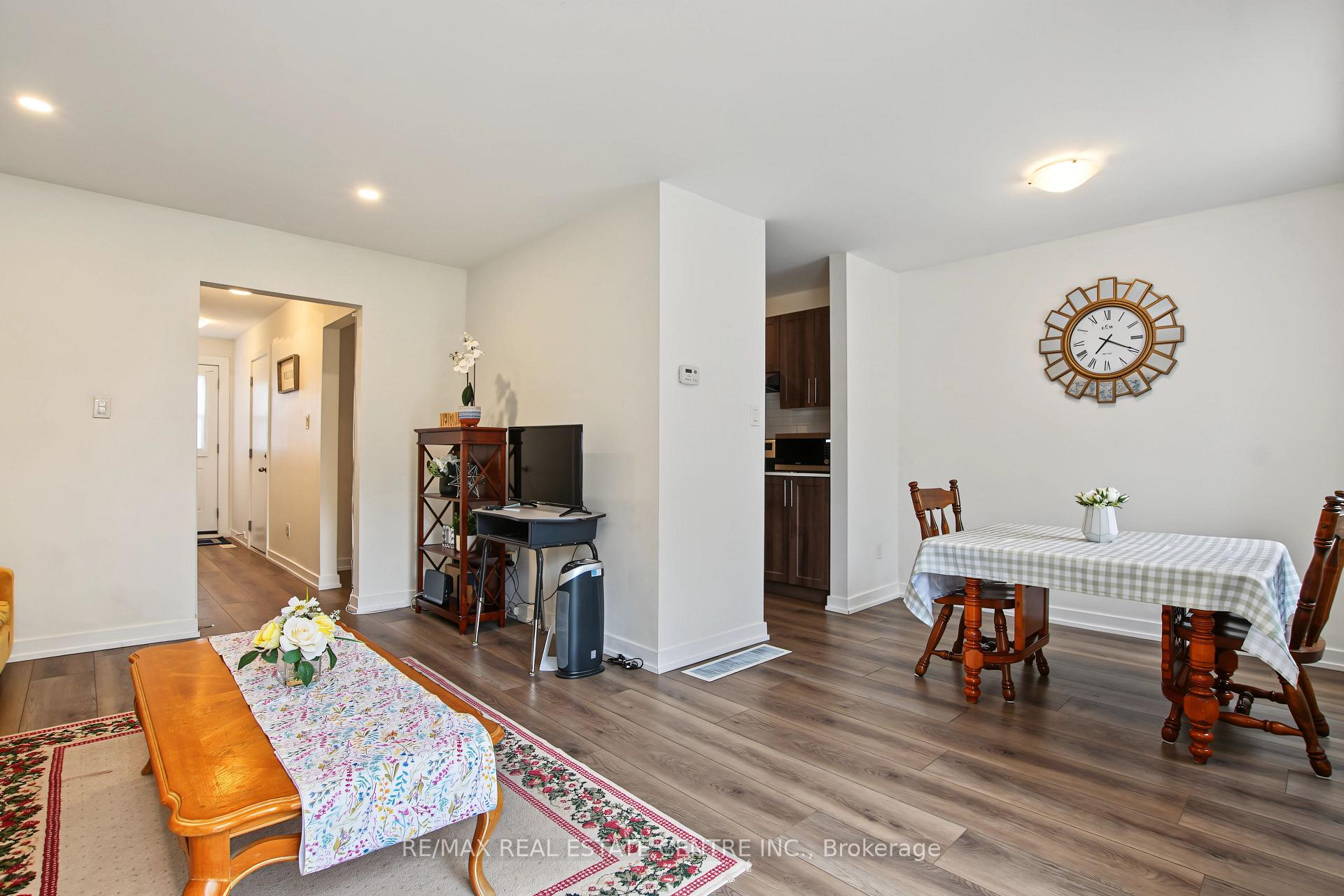 Photo 12 of Unit 32, 1444 Upper Ottawa Street, Hamilton, Templemead — HOMEH