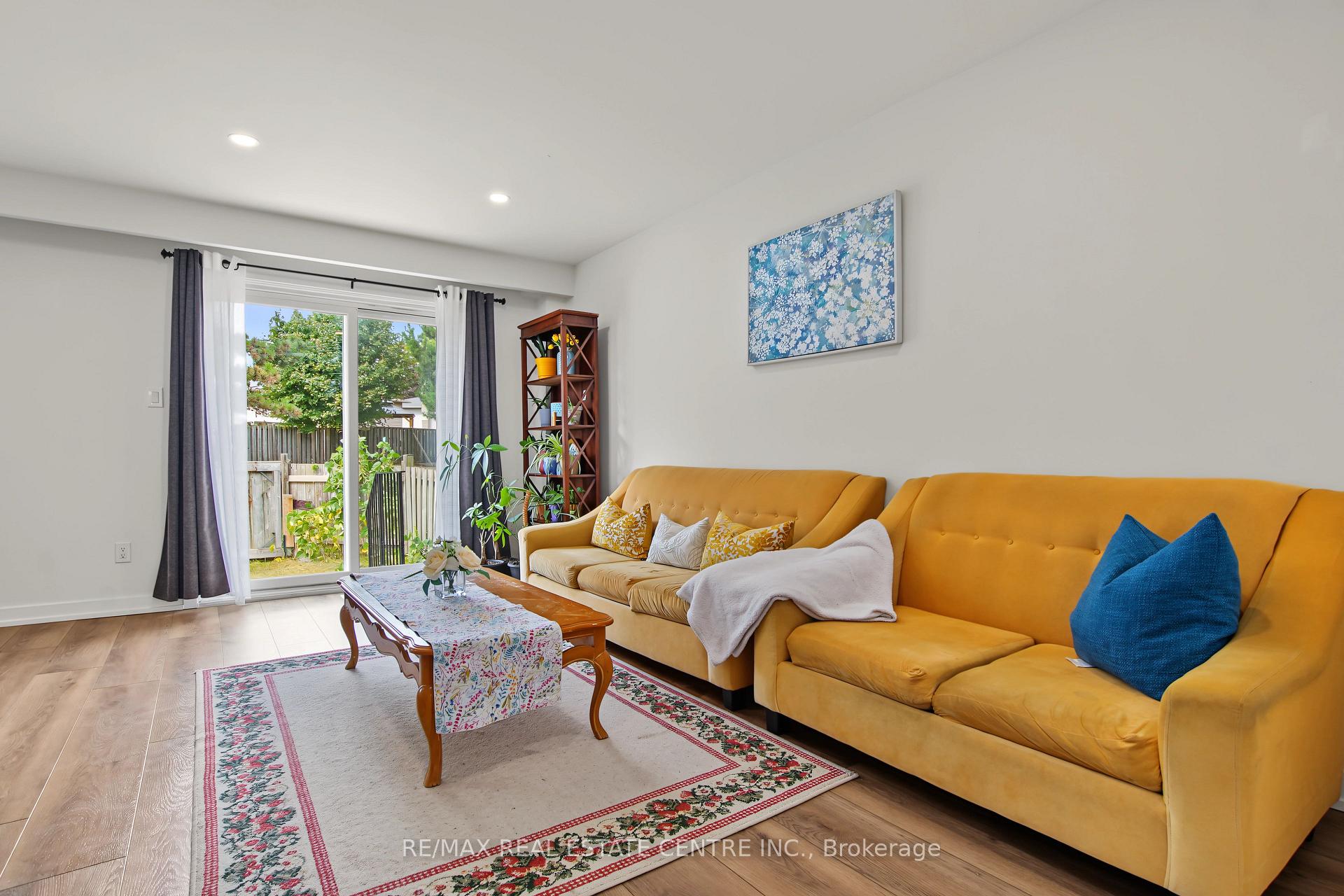 Photo 13 of Unit 32, 1444 Upper Ottawa Street, Hamilton, Templemead — HOMEH