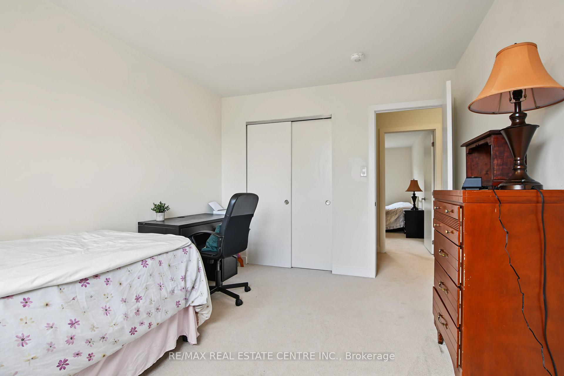 Photo 17 of Unit 32, 1444 Upper Ottawa Street, Hamilton, Templemead — HOMEH