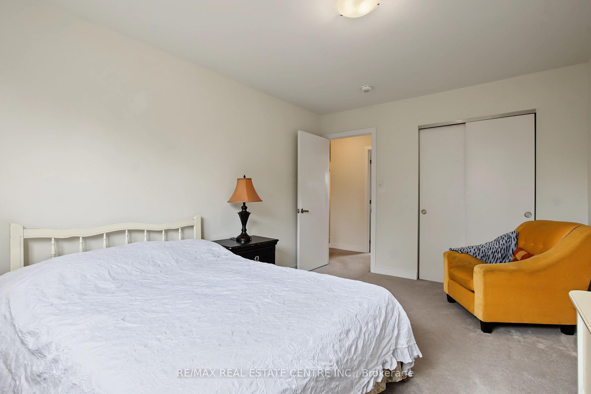 Photo 19 of Unit 32, 1444 Upper Ottawa Street, Hamilton, Templemead — HOMEH