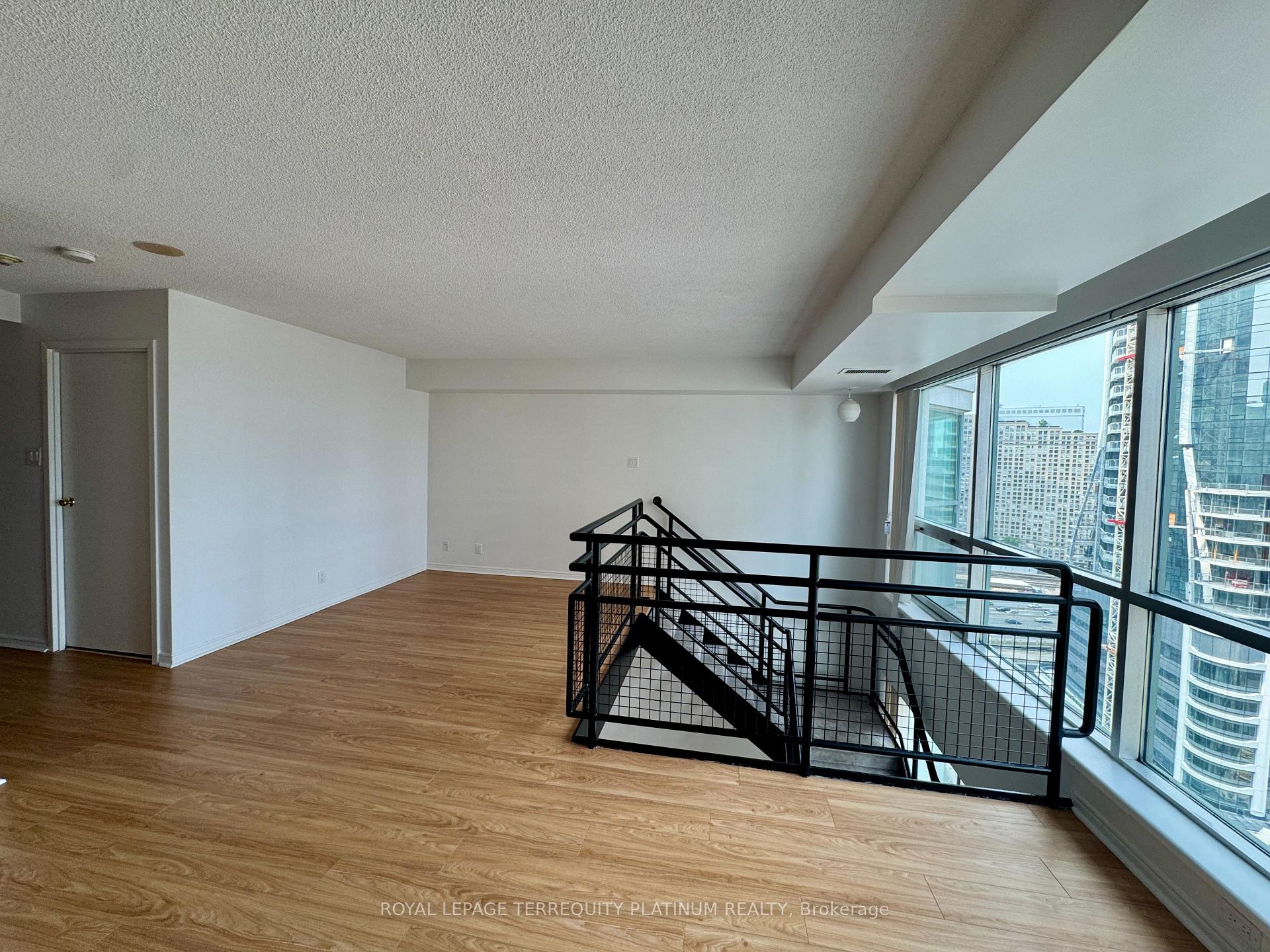 Photo 9 of Unit 2409, 10 Yonge Street, Toronto, Waterfront Communities — HOMEH