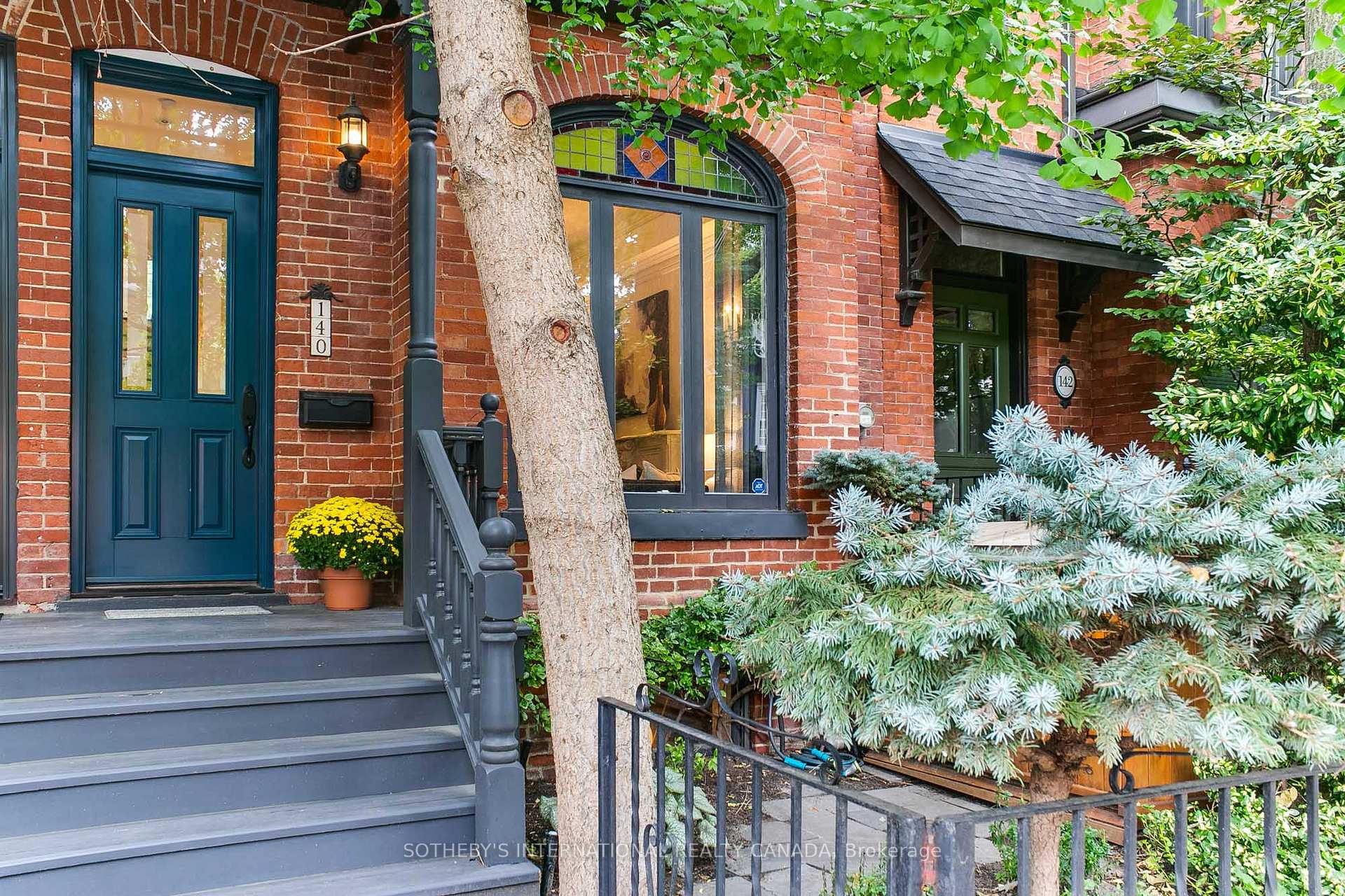 Photo 3 of 140 Spruce Street, Toronto, Cabbagetown-South St. James Town — HOMEH