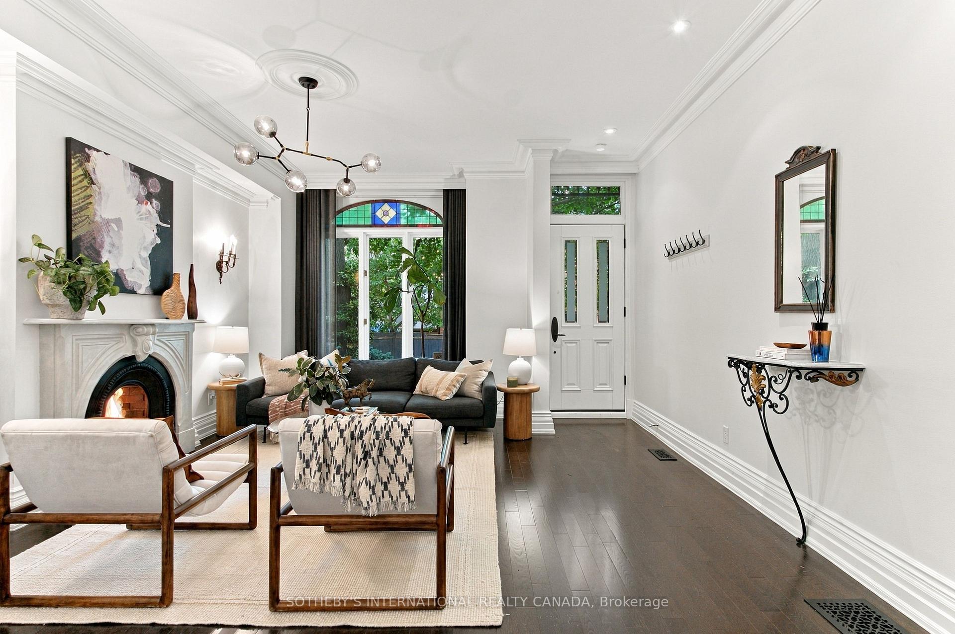 Photo 6 of 140 Spruce Street, Toronto, Cabbagetown-South St. James Town — HOMEH