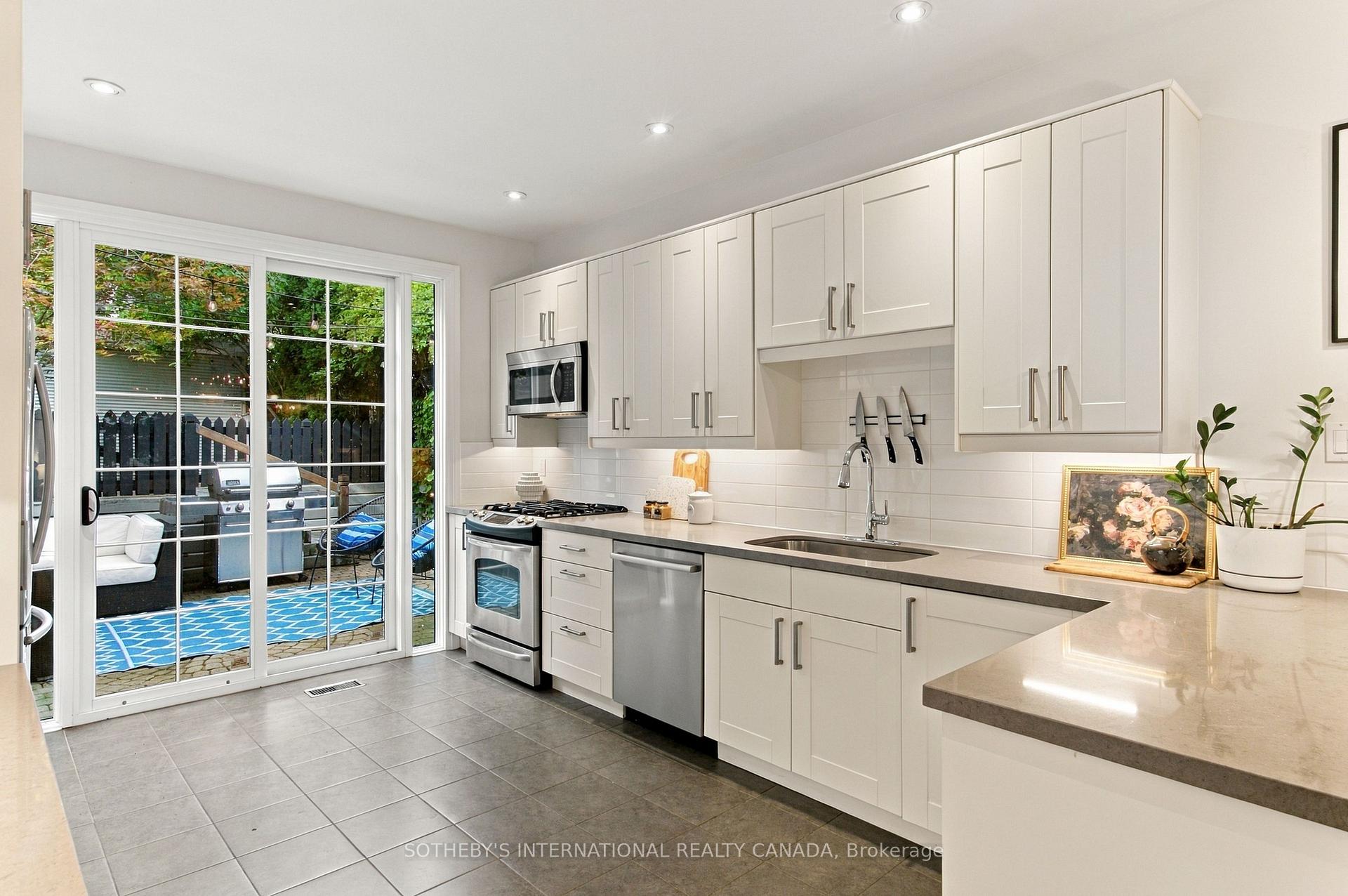 Photo 12 of 140 Spruce Street, Toronto, Cabbagetown-South St. James Town — HOMEH