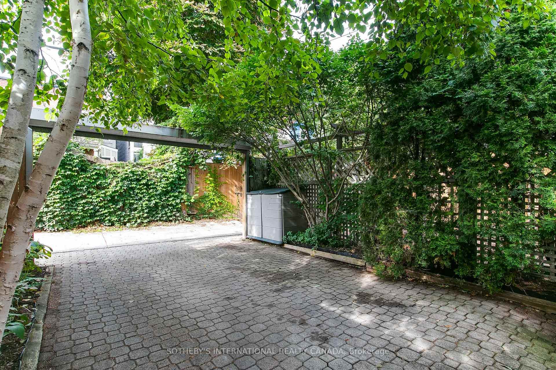 Photo 38 of 140 Spruce Street, Toronto, Cabbagetown-South St. James Town — HOMEH