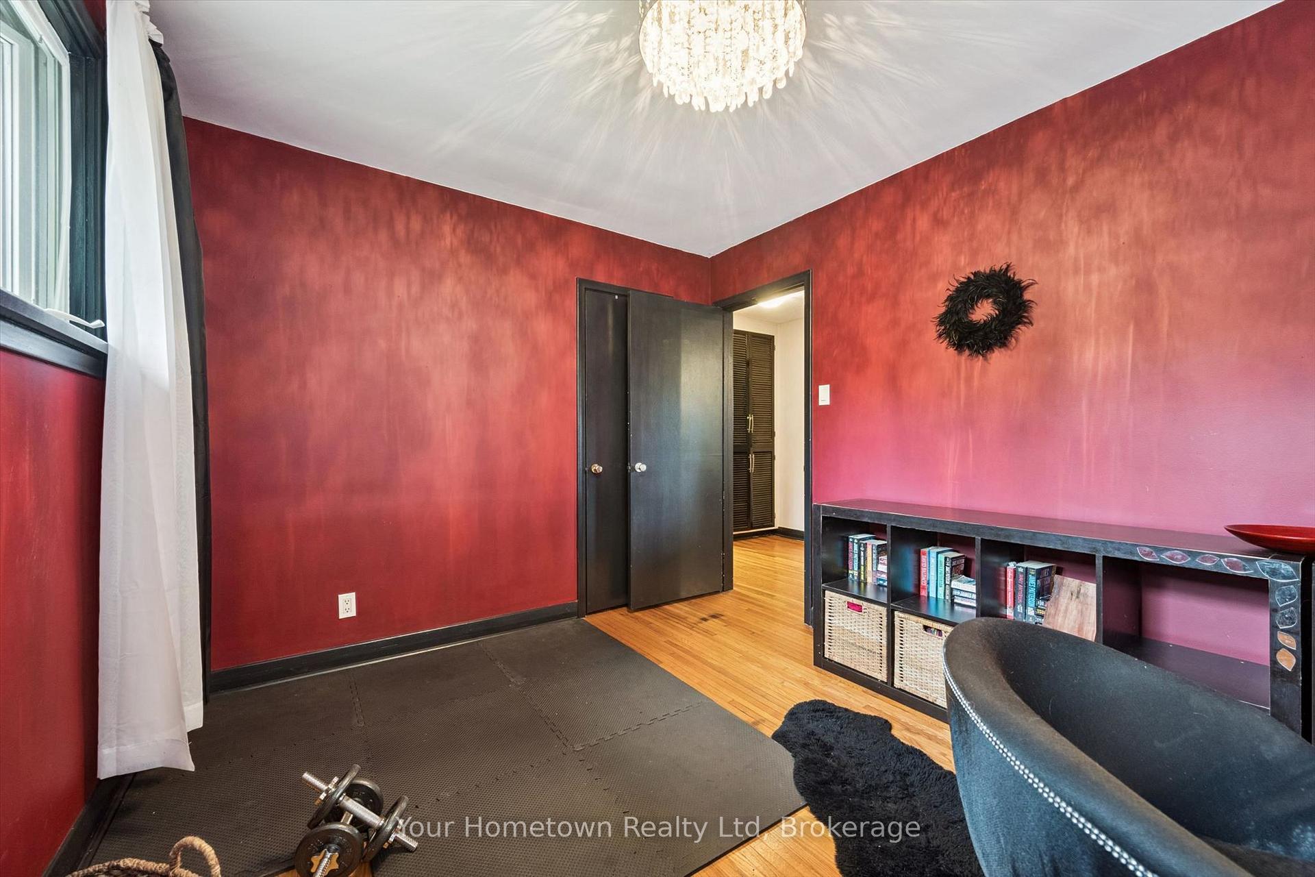 Photo 27 of 471 Garafraxa Street E, Centre Wellington, Fergus — HOMEH