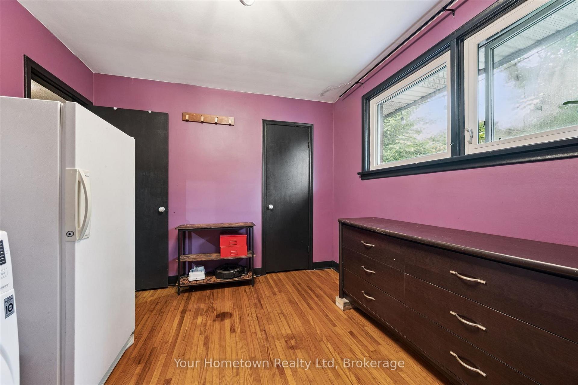 Photo 29 of 471 Garafraxa Street E, Centre Wellington, Fergus — HOMEH