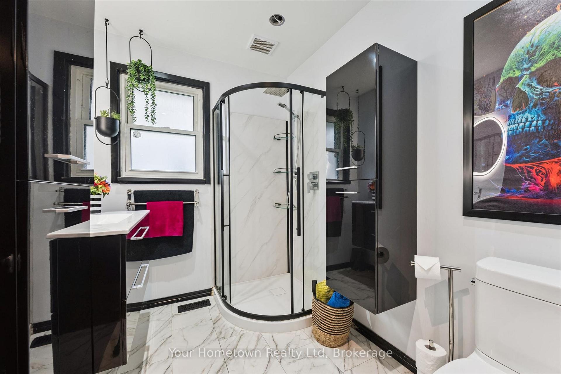 Photo 30 of 471 Garafraxa Street E, Centre Wellington, Fergus — HOMEH