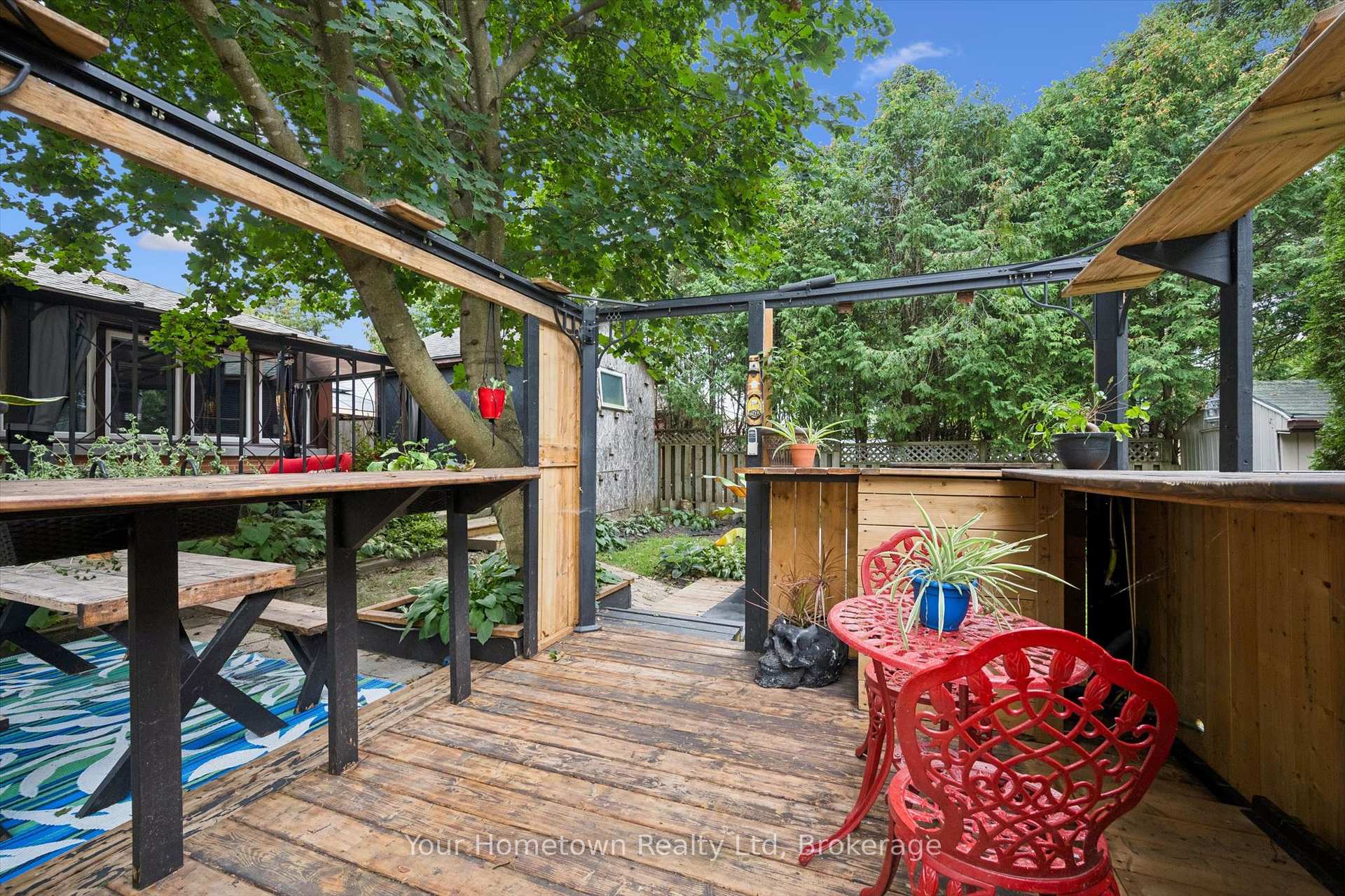 Photo 36 of 471 Garafraxa Street E, Centre Wellington, Fergus — HOMEH