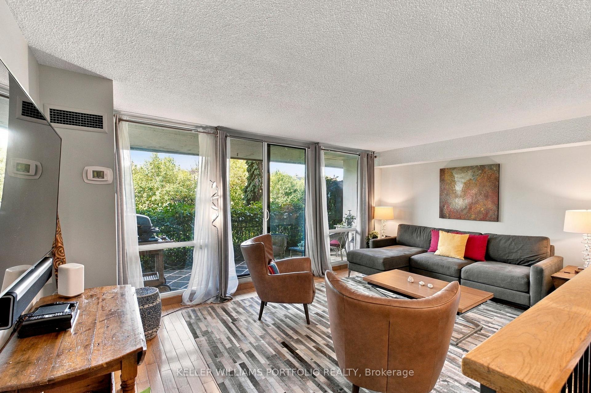 Photo 1 of Unit 101, 260 Scarlett Road, Toronto, Rockcliffe-Smythe — HOMEH
