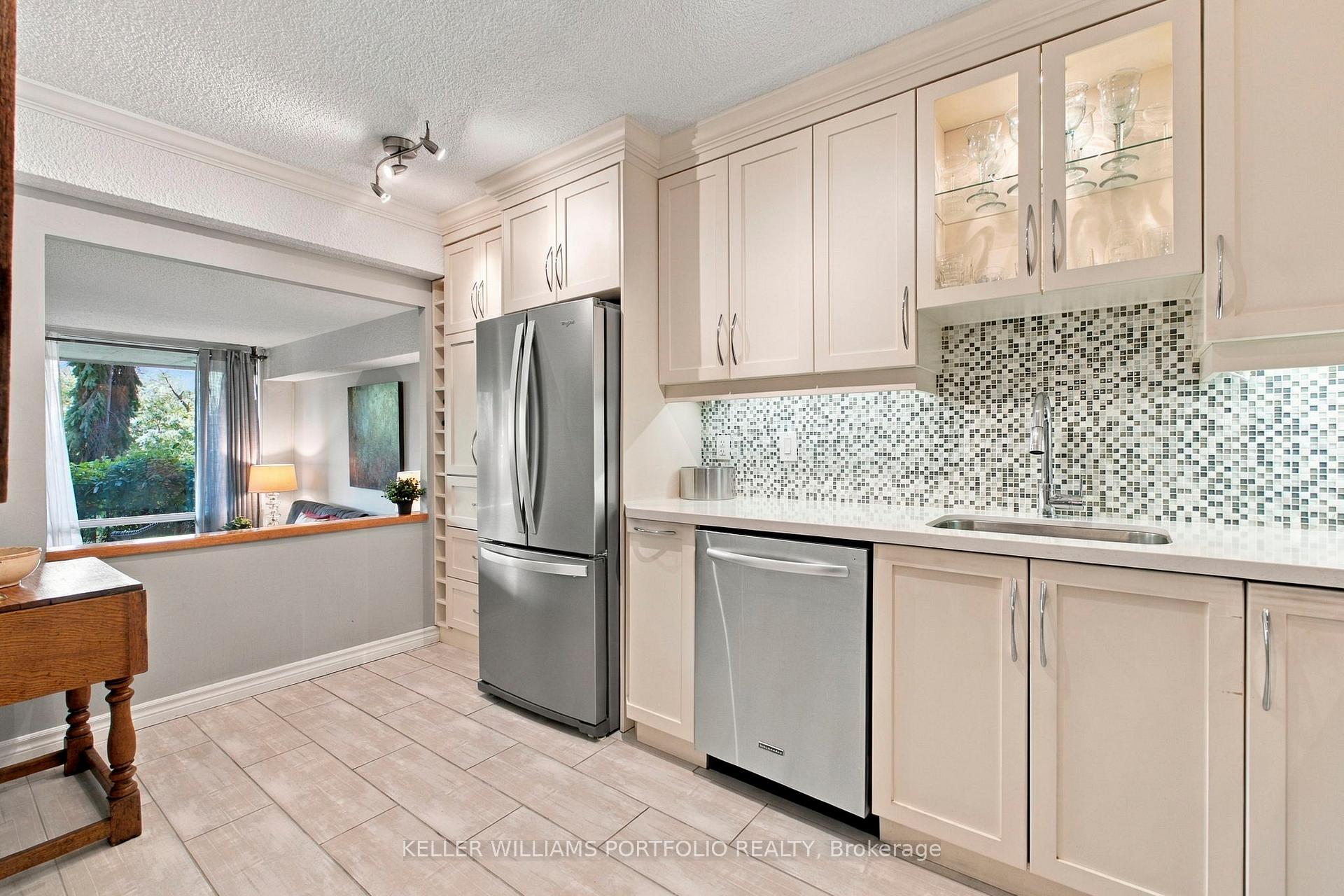 Photo 12 of Unit 101, 260 Scarlett Road, Toronto, Rockcliffe-Smythe — HOMEH