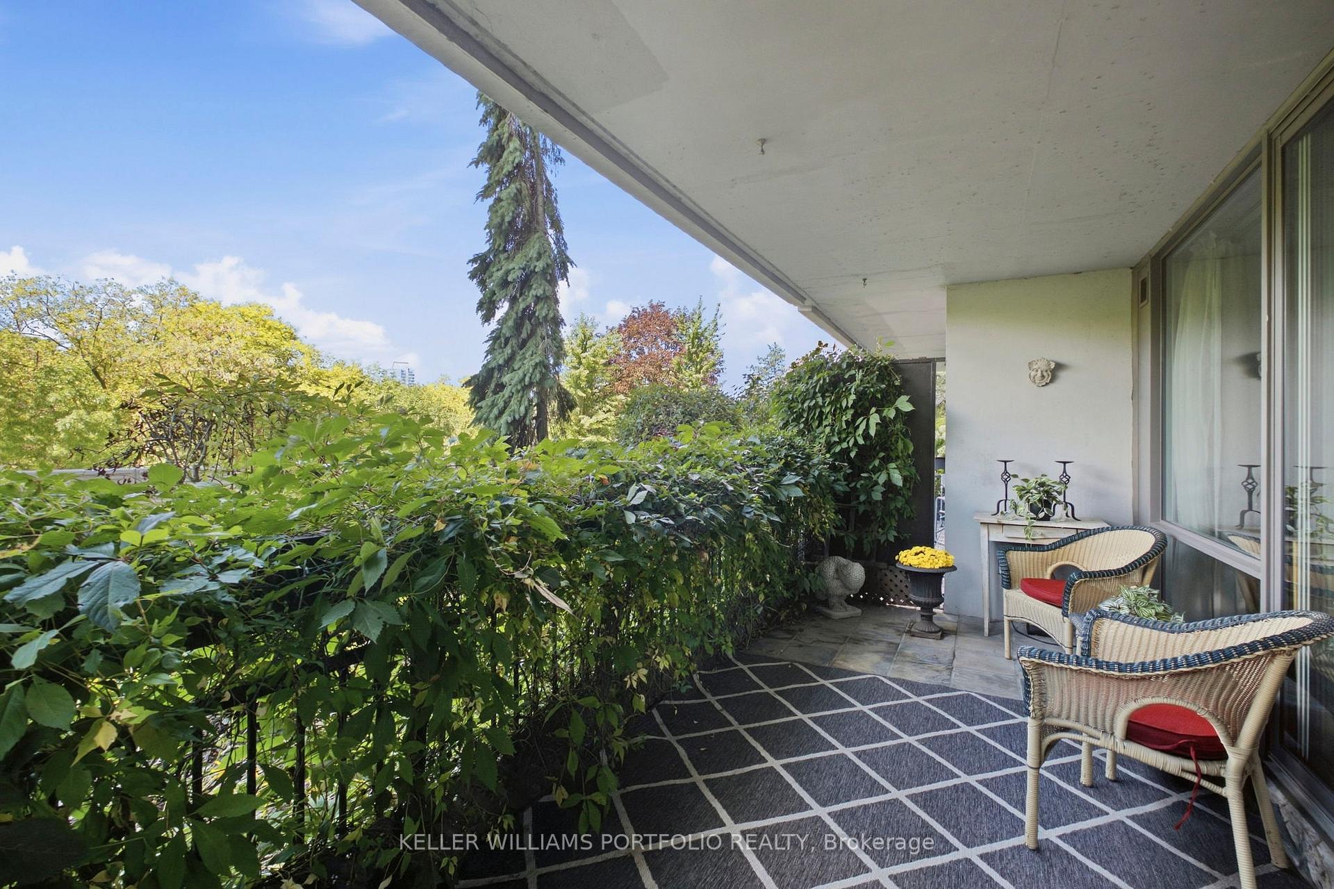Photo 23 of Unit 101, 260 Scarlett Road, Toronto, Rockcliffe-Smythe — HOMEH