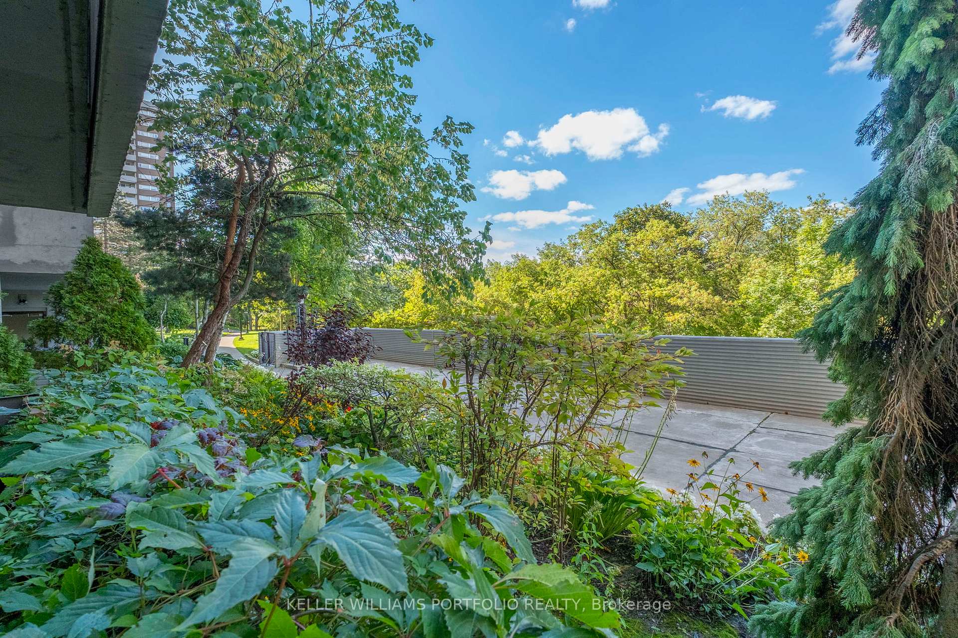 Photo 25 of Unit 101, 260 Scarlett Road, Toronto, Rockcliffe-Smythe — HOMEH
