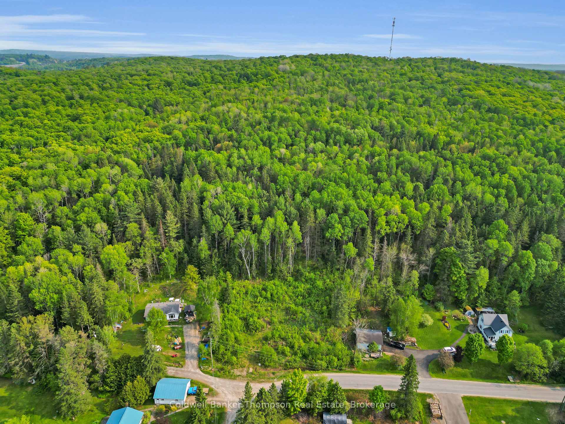 Photo 8 of 219 Doe Lake Road, Armour — HOMEH