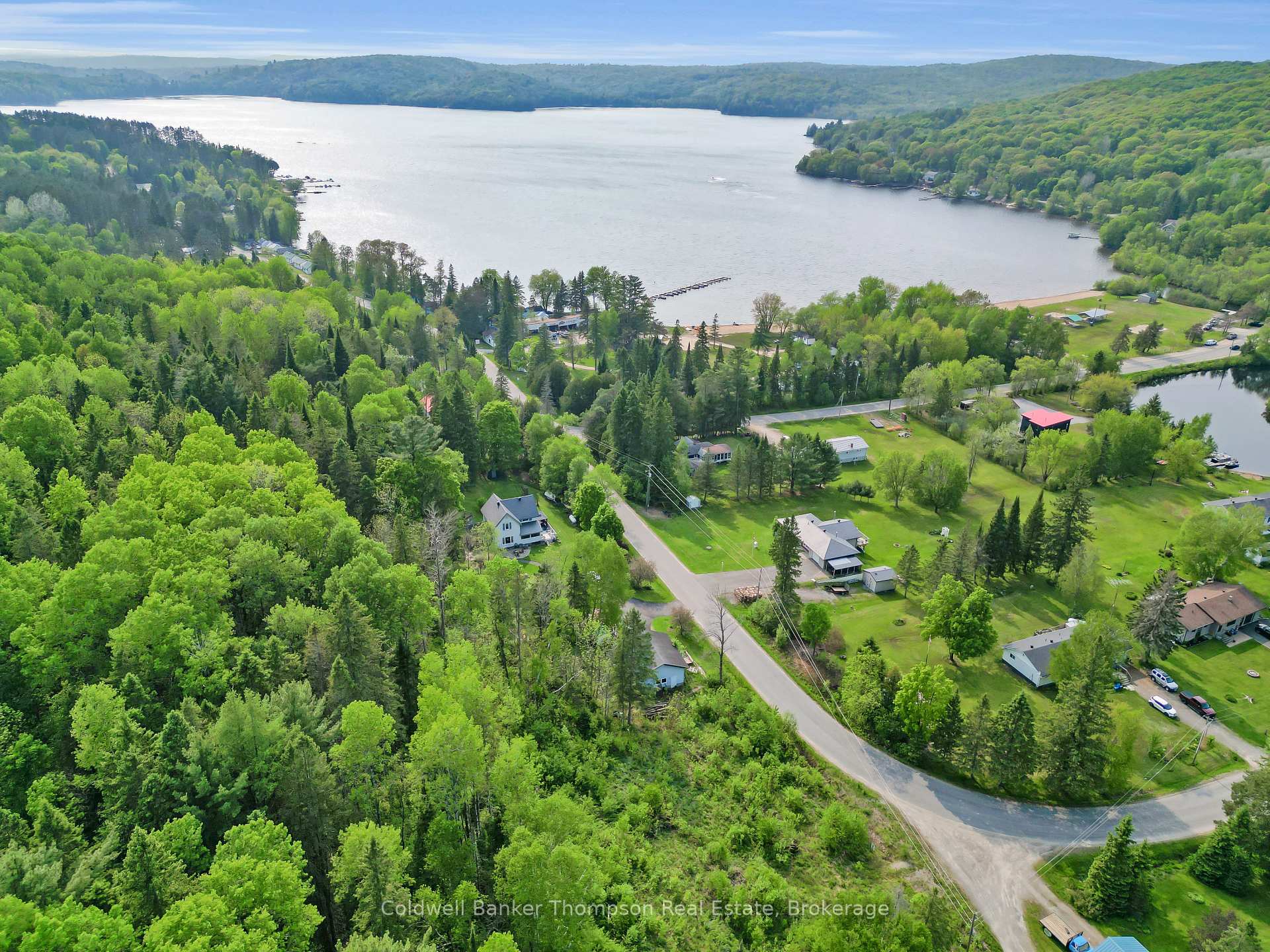 Photo 9 of 219 Doe Lake Road, Armour — HOMEH