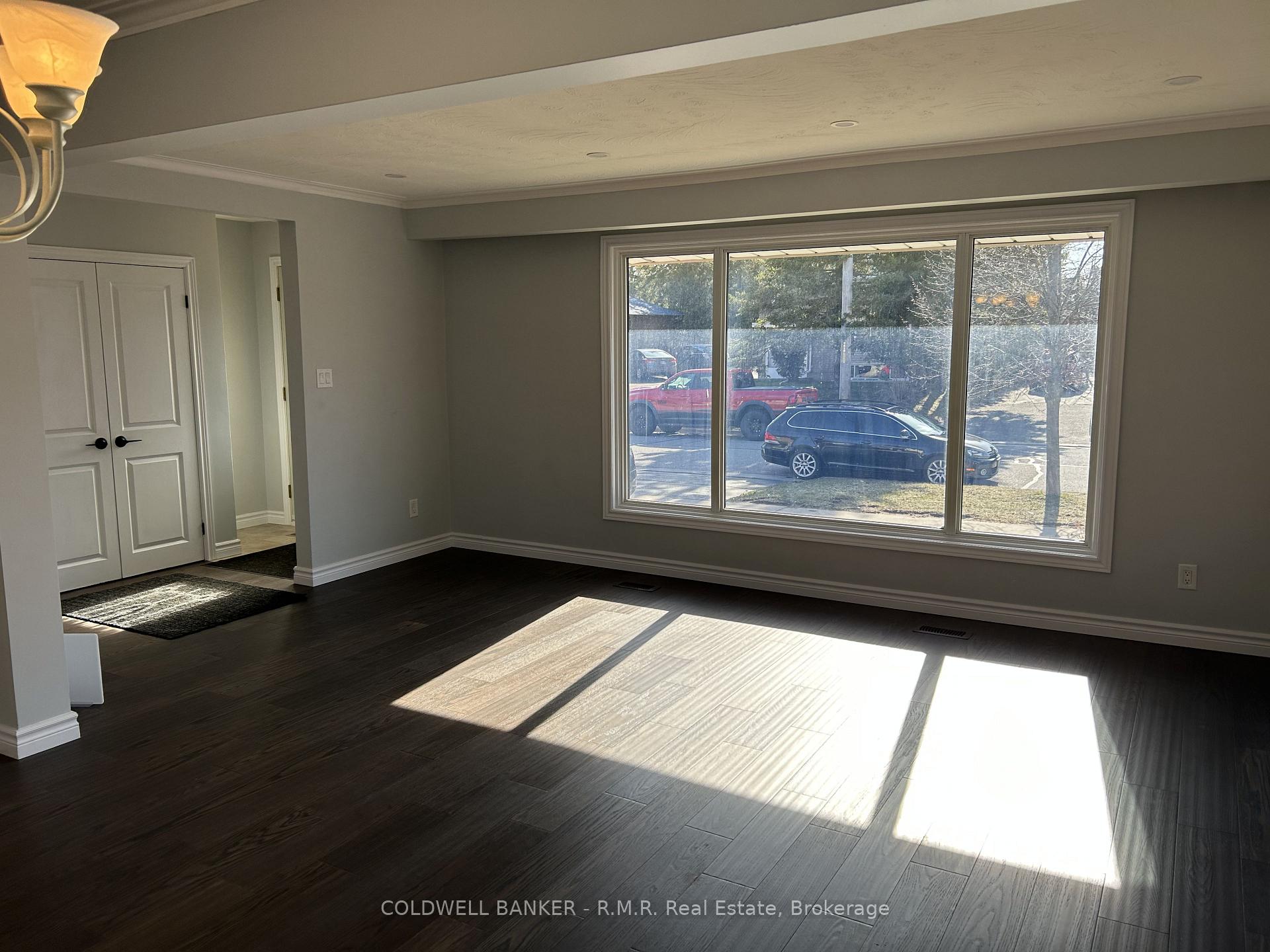 Photo 3 of Unit Main, 125 Cabot Street, Oshawa, Vanier — HOMEH