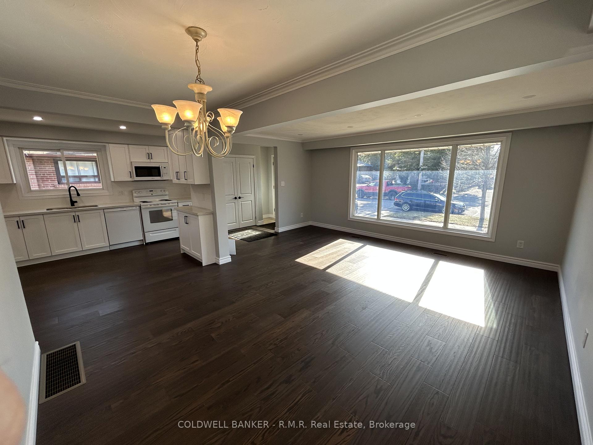 Photo 5 of Unit Main, 125 Cabot Street, Oshawa, Vanier — HOMEH
