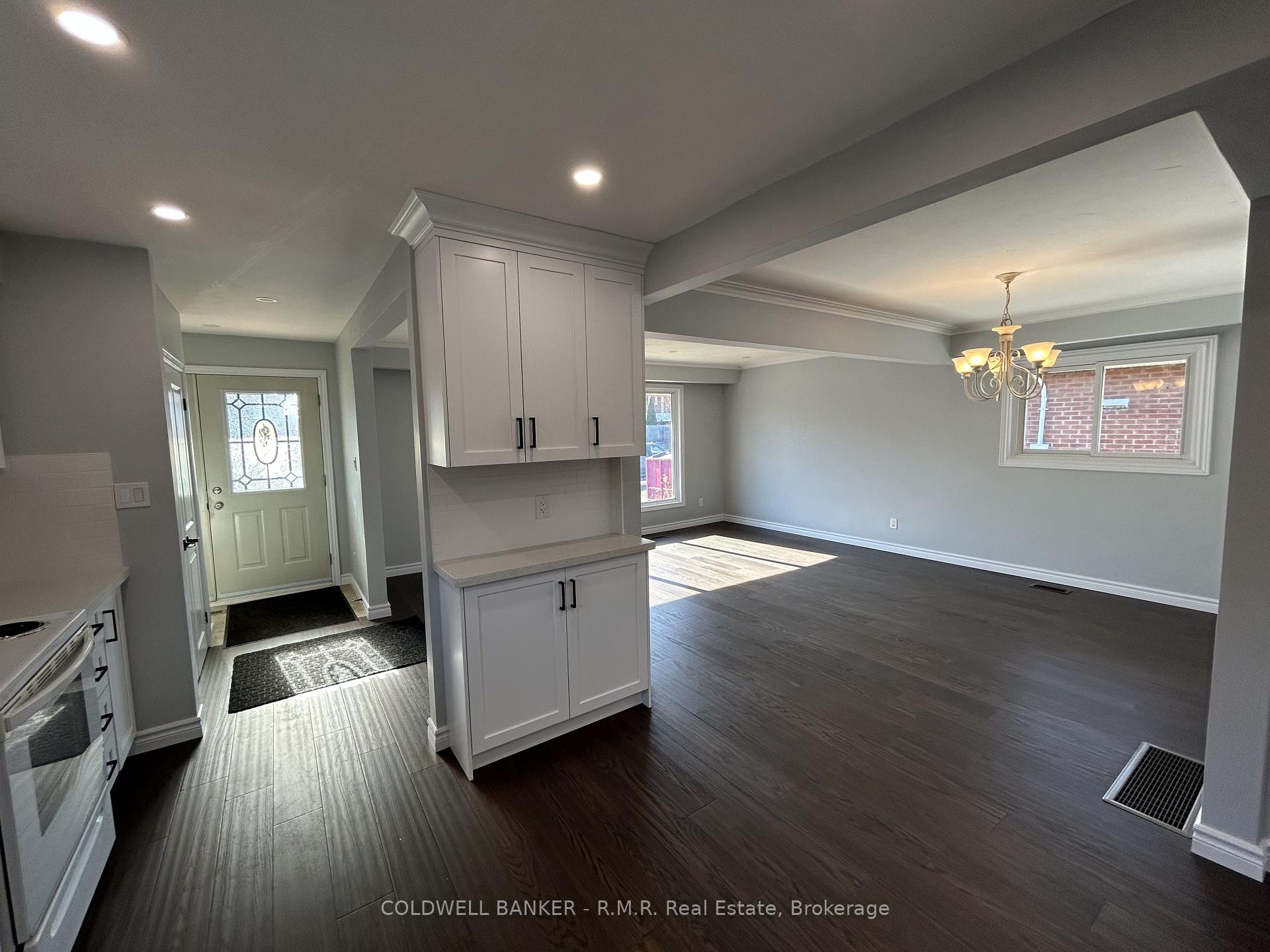 Photo 13 of Unit Main, 125 Cabot Street, Oshawa, Vanier — HOMEH