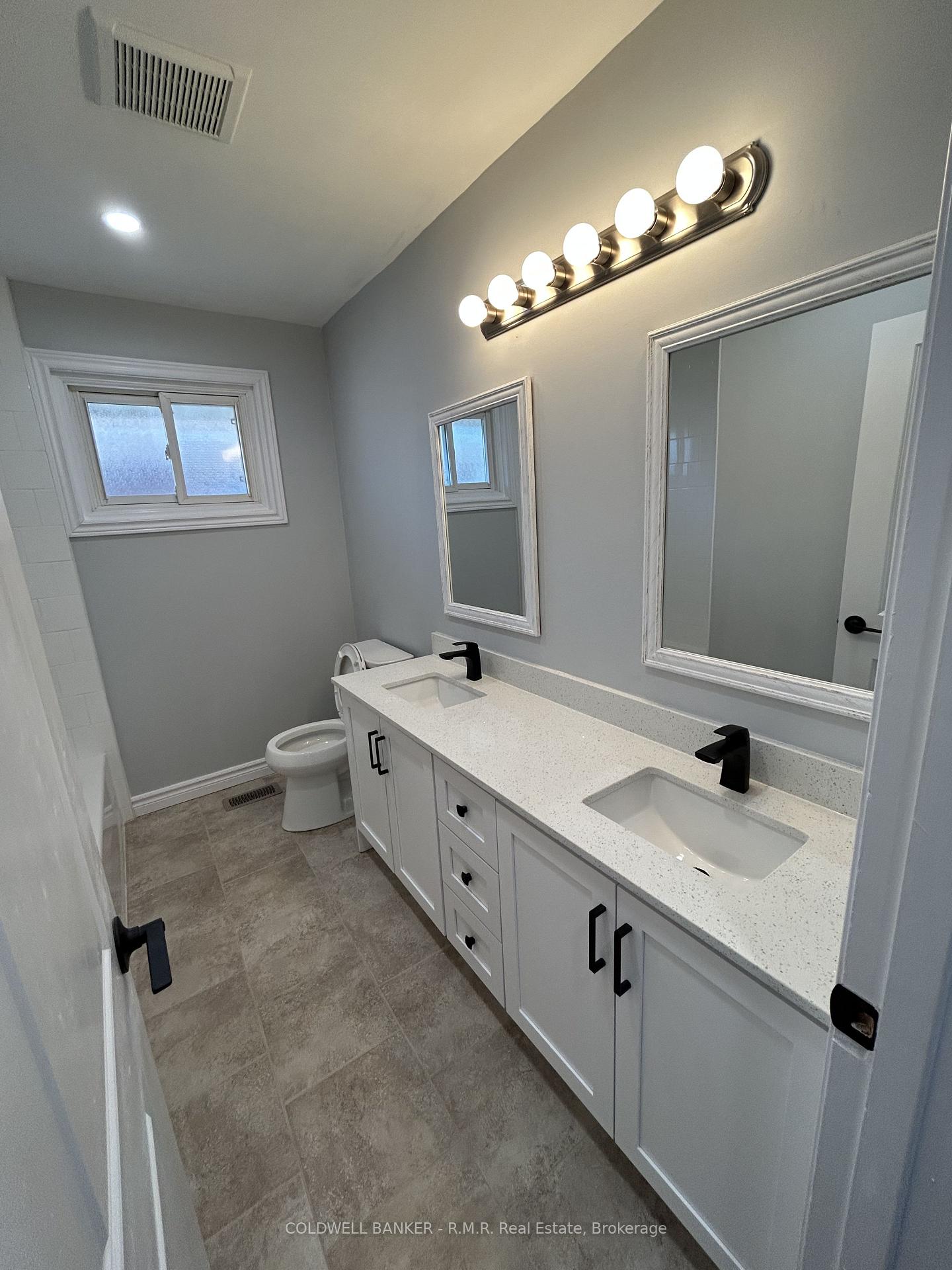Photo 17 of Unit Main, 125 Cabot Street, Oshawa, Vanier — HOMEH
