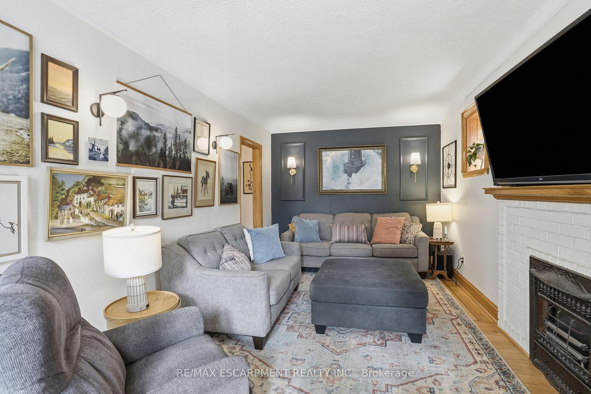 Photo 9 of 17 Tuxedo Avenue S, Hamilton, Delta — HOMEH