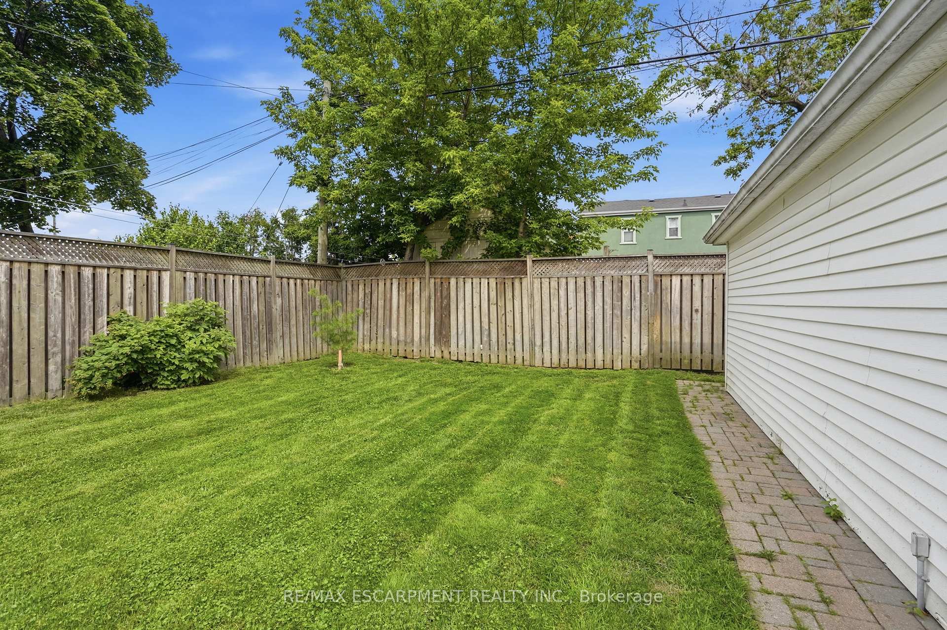 Photo 49 of 17 Tuxedo Avenue S, Hamilton, Delta — HOMEH