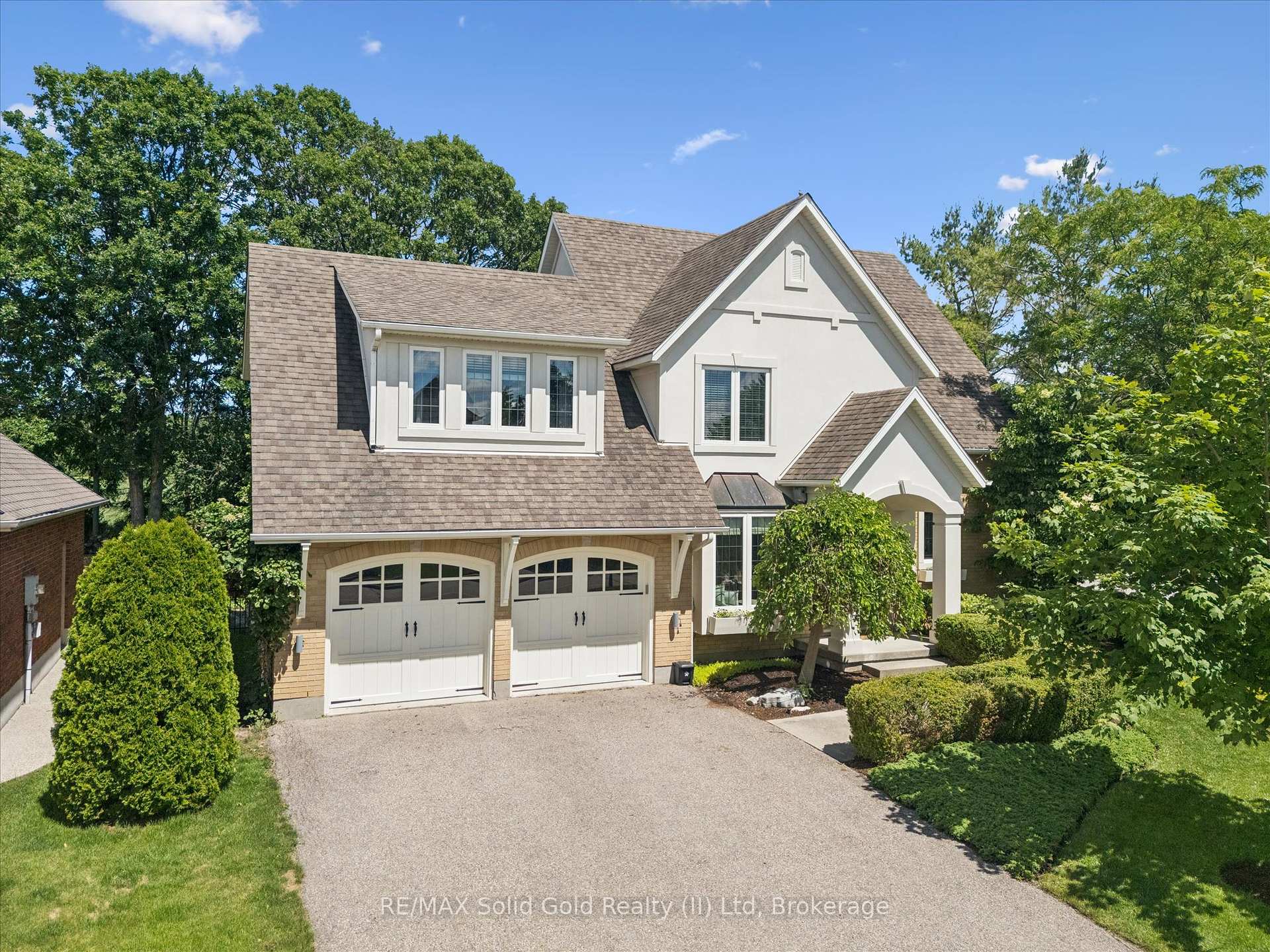 Photo 1 of 576 Falconridge Crescent, Waterloo, Kiwanis Park — HOMEH