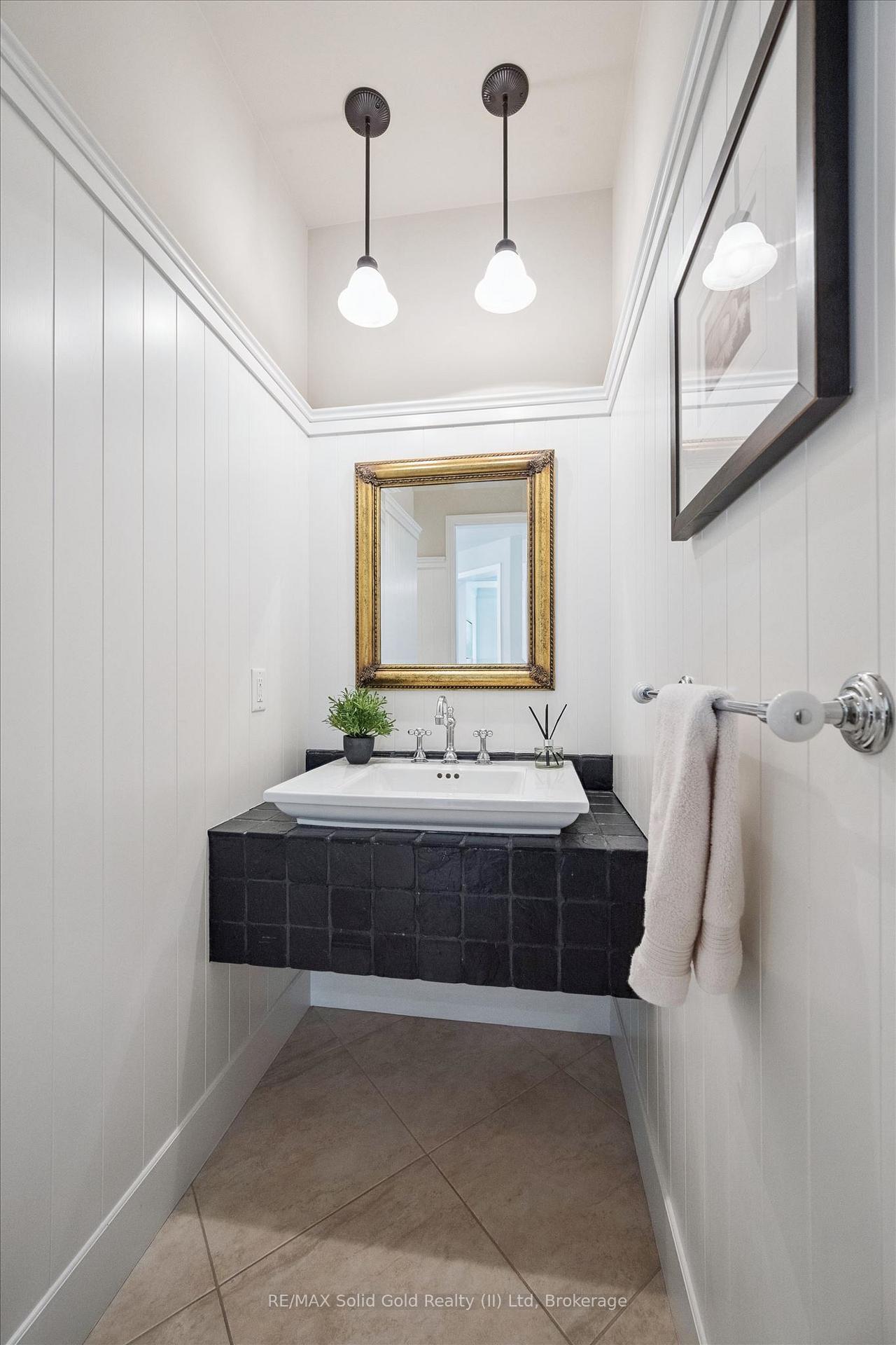 Photo 19 of 576 Falconridge Crescent, Waterloo, Kiwanis Park — HOMEH