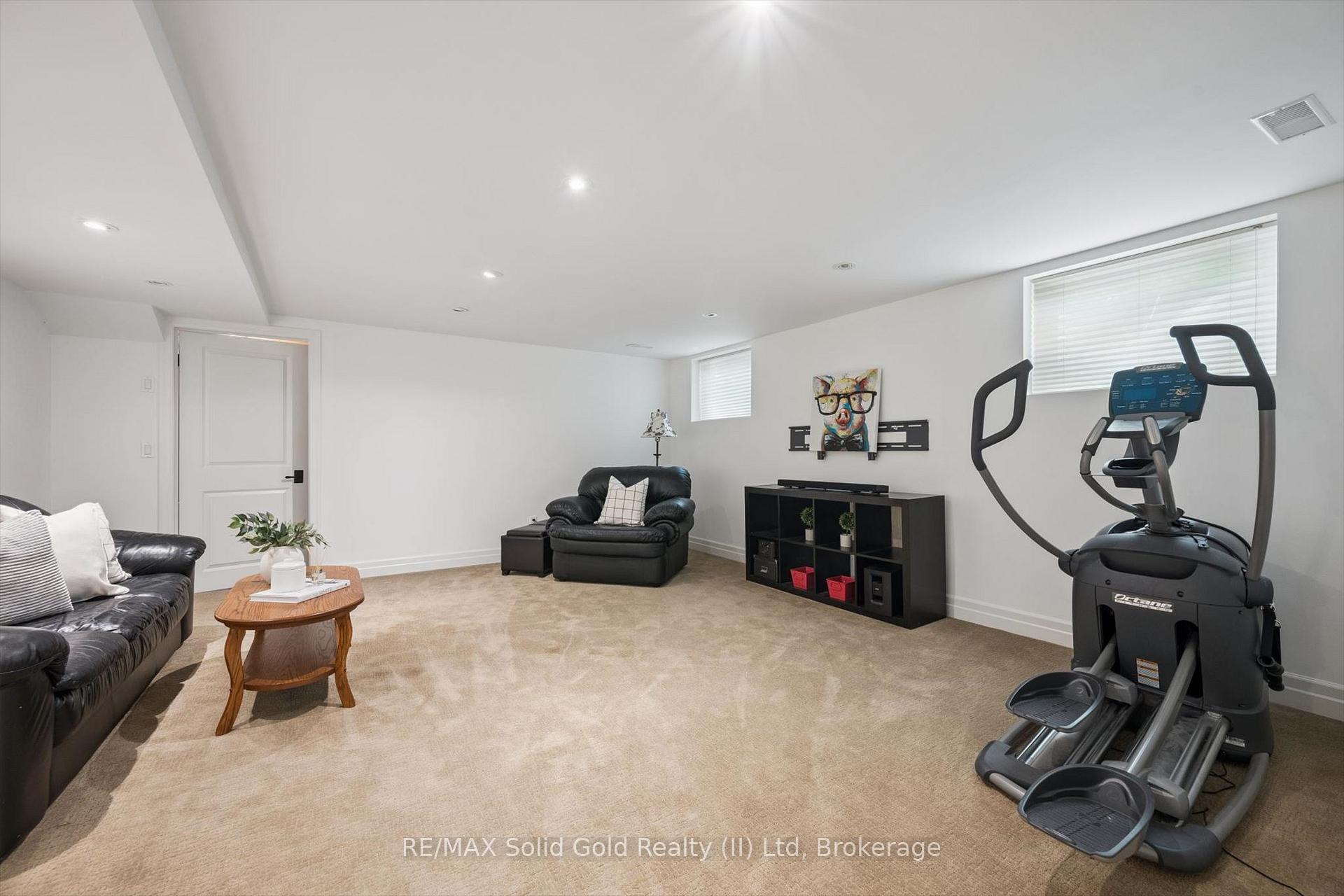 Photo 35 of 576 Falconridge Crescent, Waterloo, Kiwanis Park — HOMEH