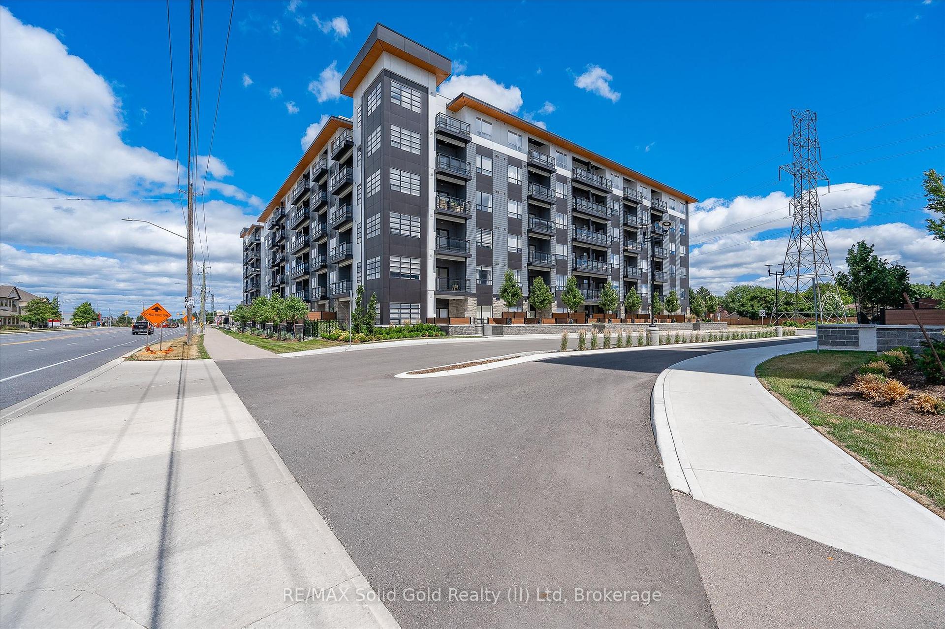 Photo 5 of Unit 521, 251 Northfield Drive E, Waterloo, Colonial Acres — HOMEH