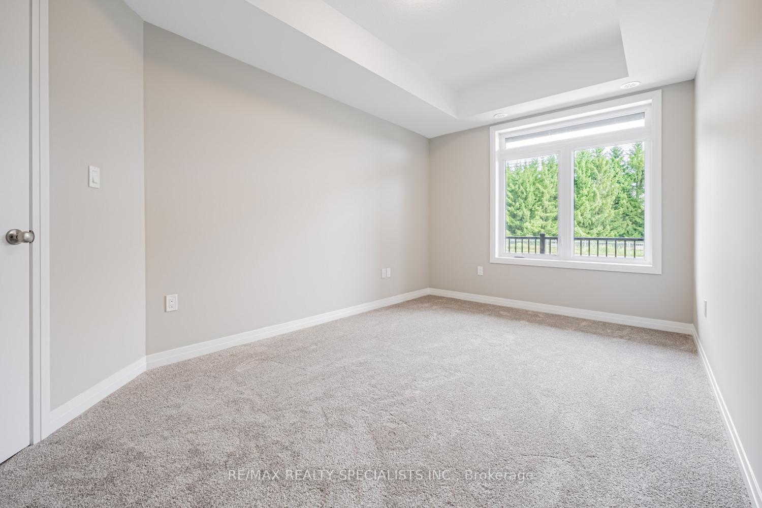 Photo 24 of 64 Thatcher Drive, Guelph, Kortright East — HOMEH