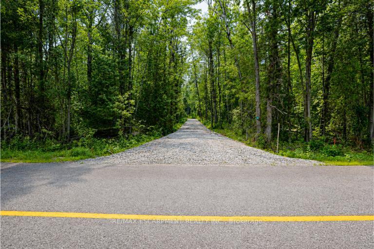 Photo 4 of 5822 Line 8 N, Oro-Medonte, Rural Oro-Medonte — HOMEH